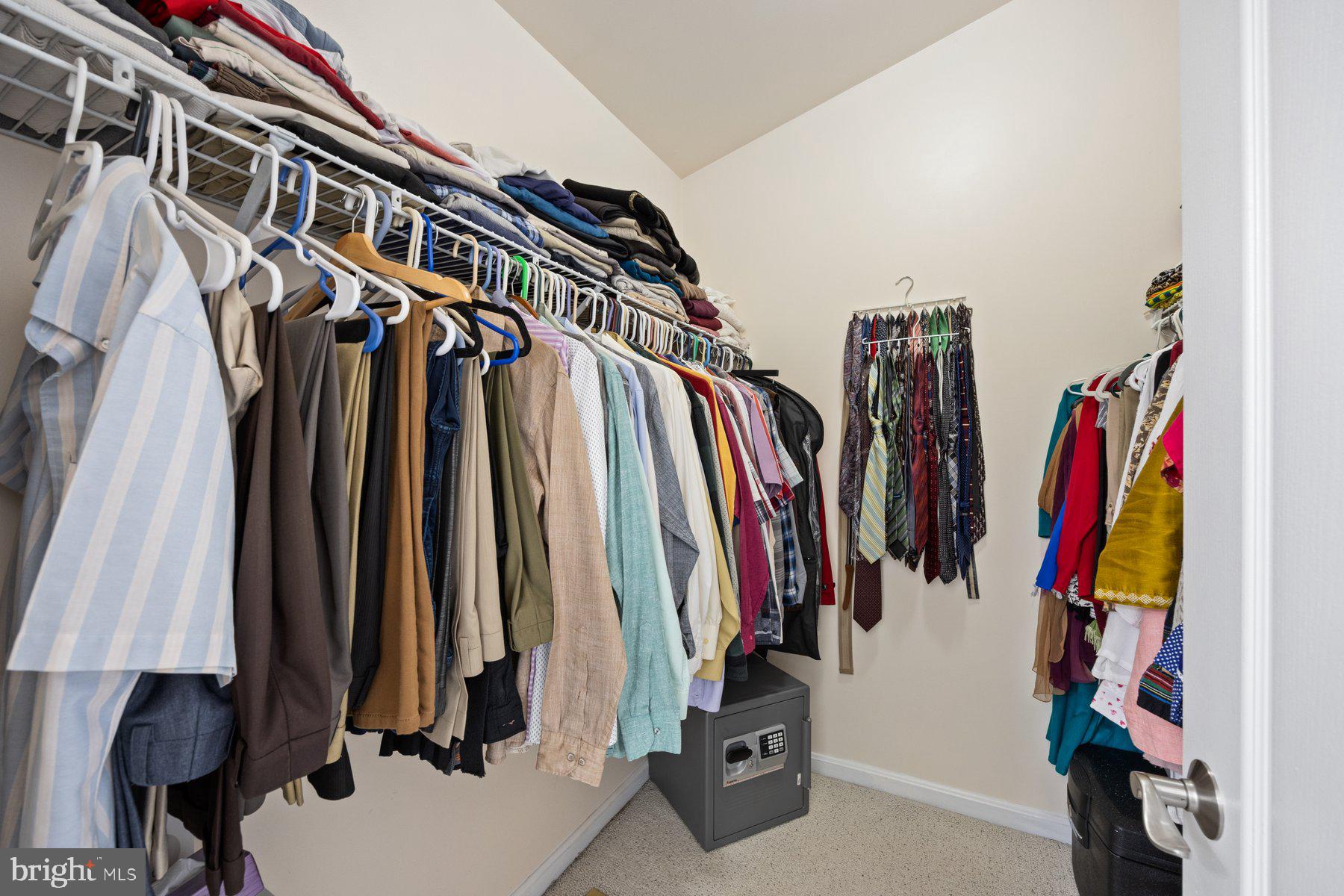 TIMBERGROVE - Residential