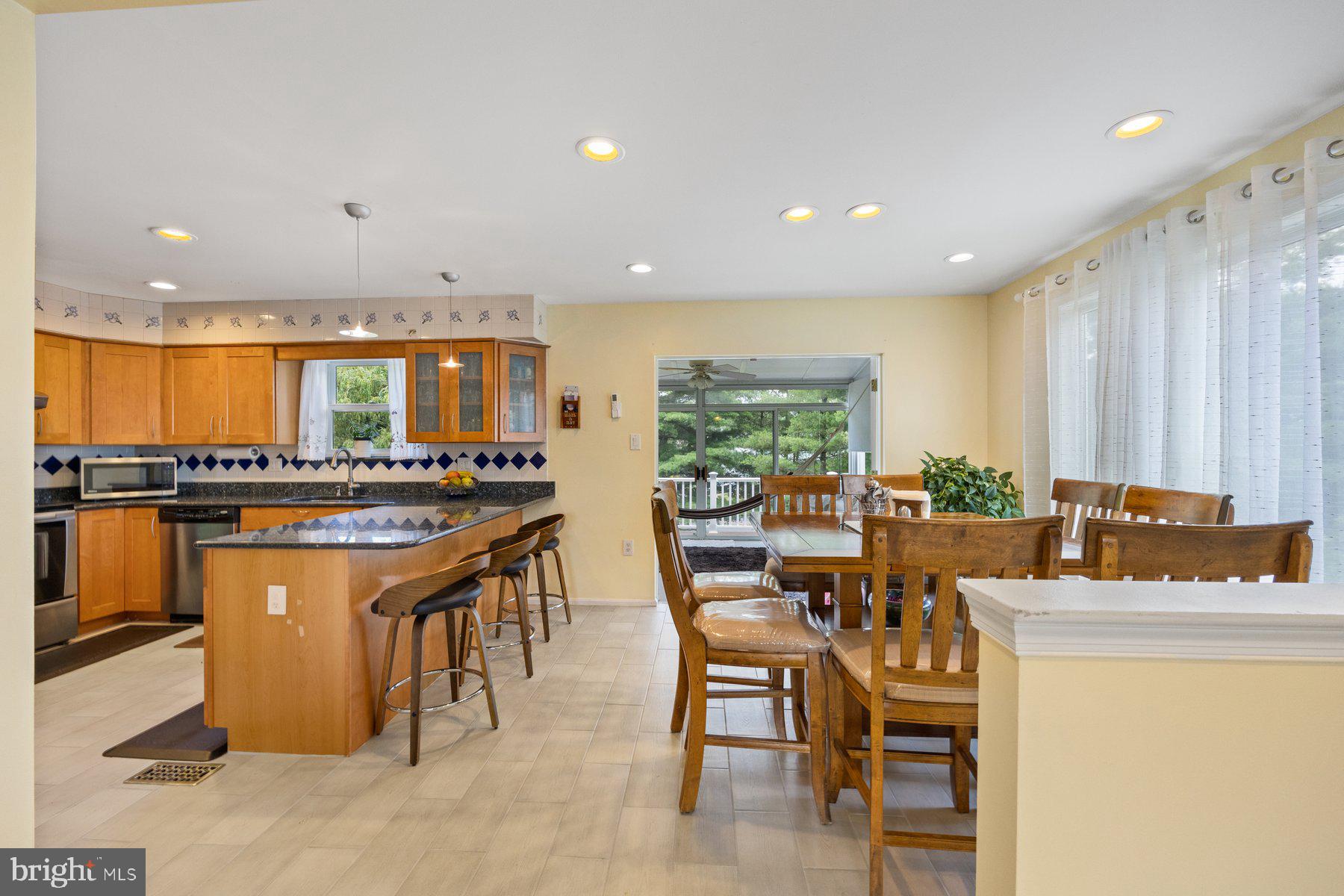 TIMBERGROVE - Residential