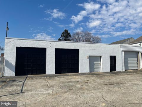 Photo of 253 High Street, CLIFTON HEIGHTS, PA 19018 (MLS # PADE2111792)