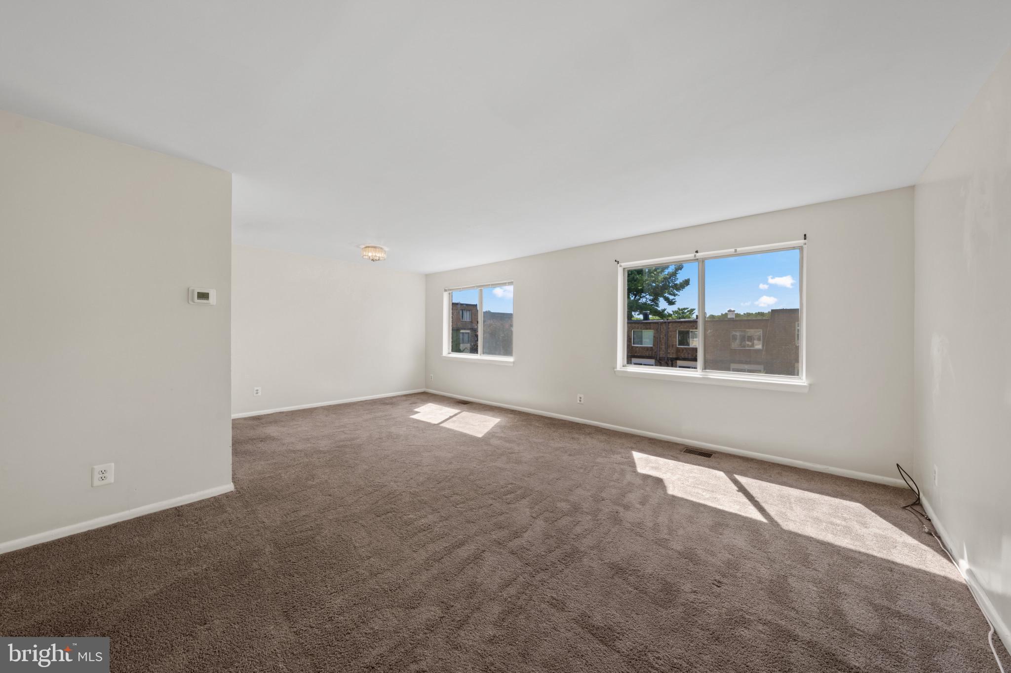 536 W DEER PARK ROAD 536