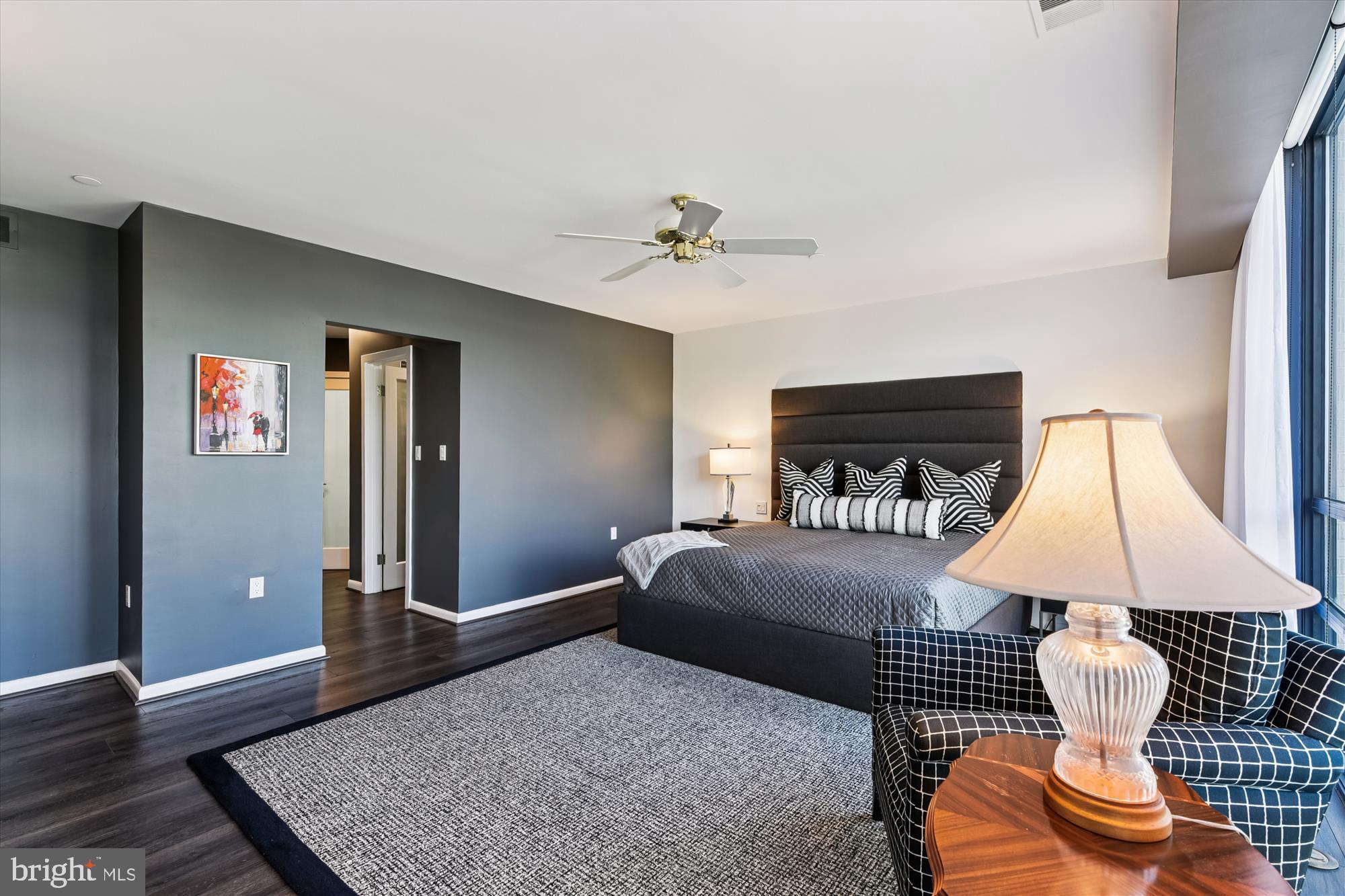 PAVILION IN THE PARK - Residential