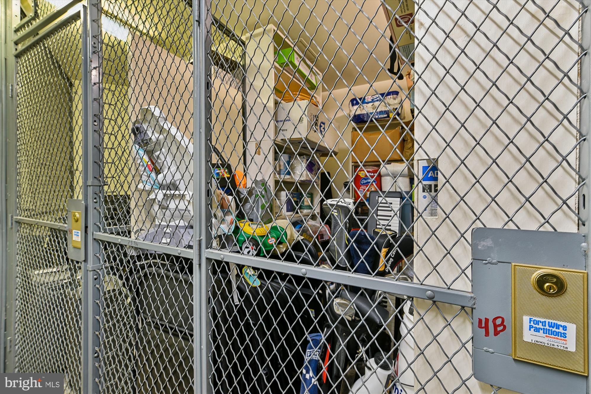 PAVILION IN THE PARK - Residential