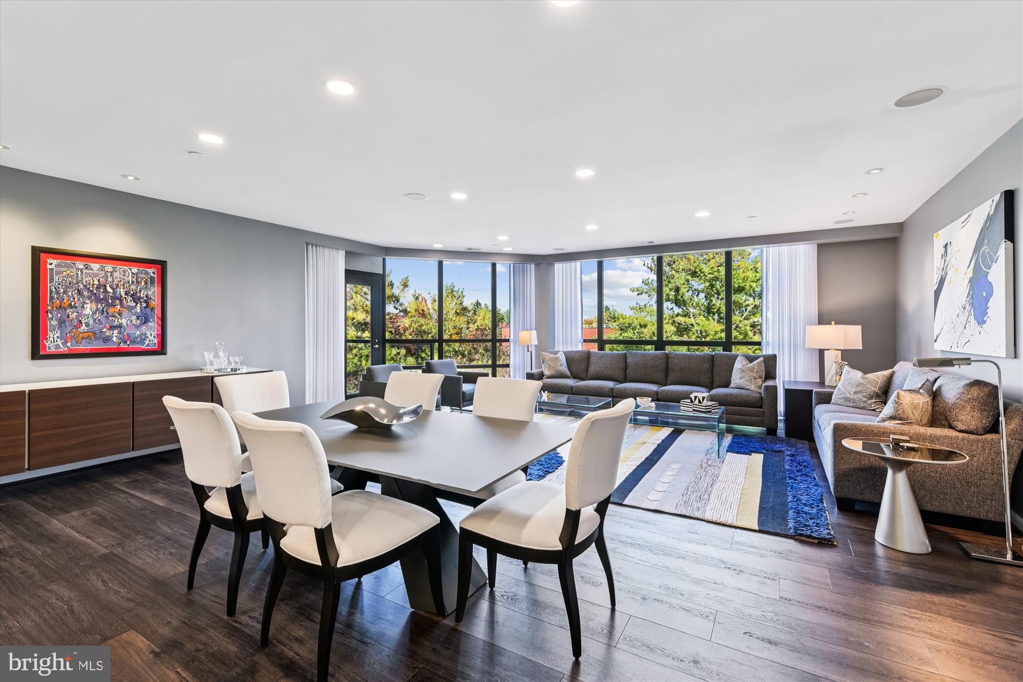 PAVILION IN THE PARK - Residential