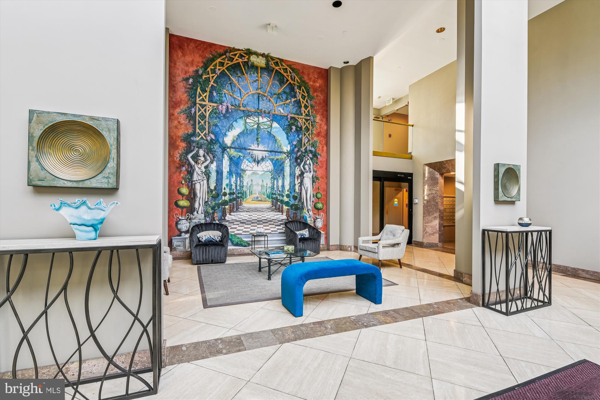 PAVILION IN THE PARK - Residential