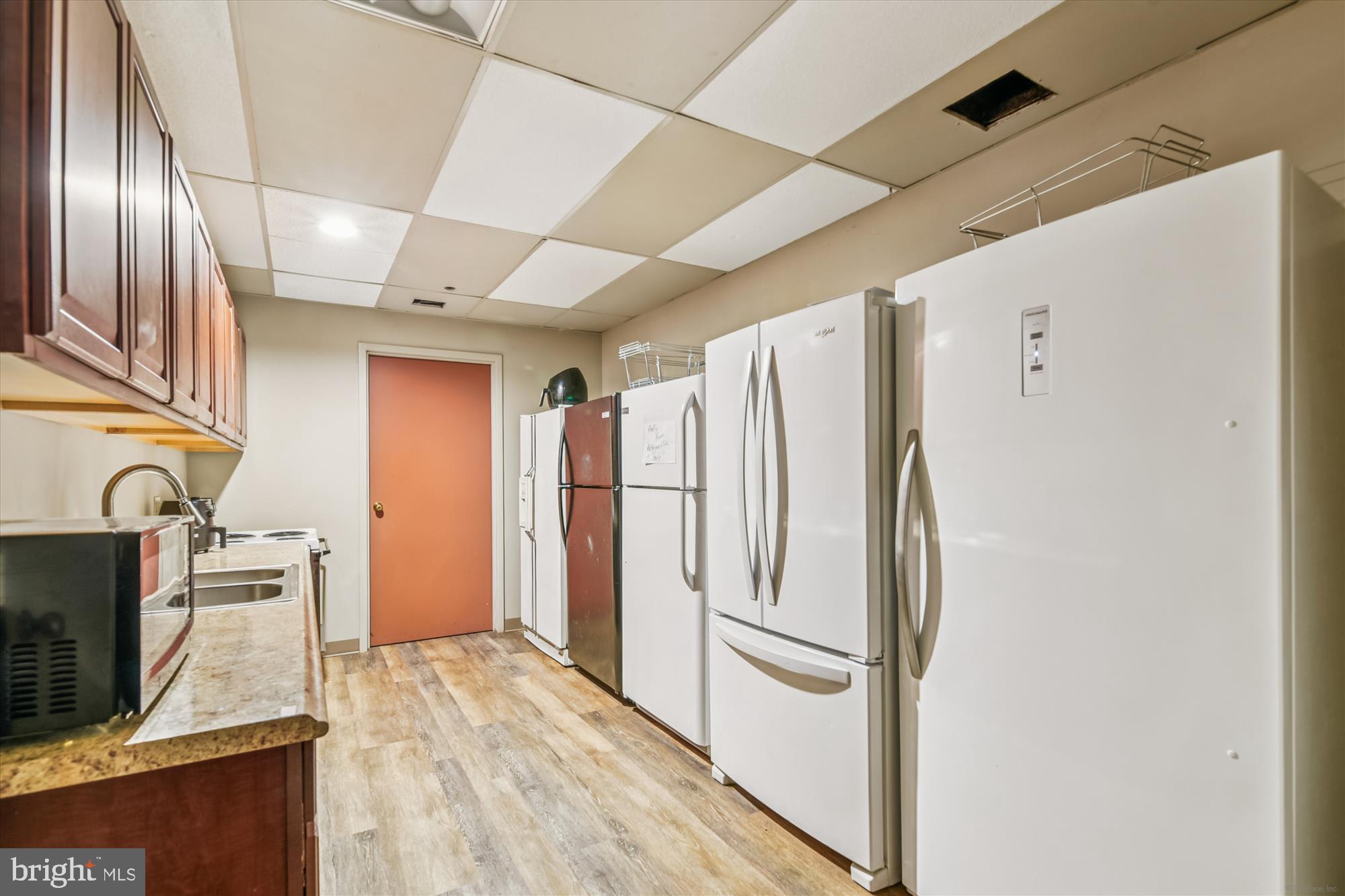 PAVILION IN THE PARK - Residential