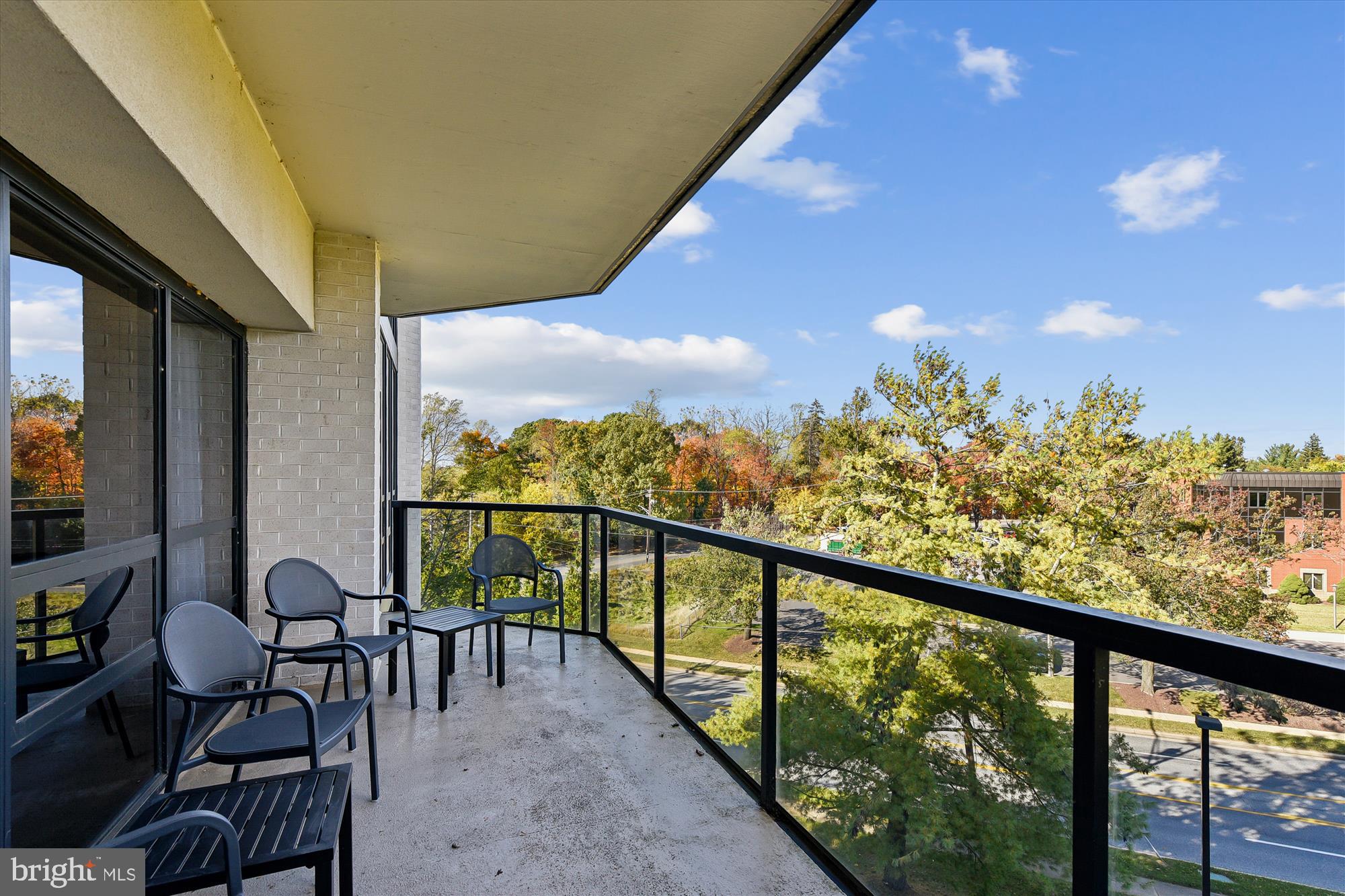 PAVILION IN THE PARK - Residential