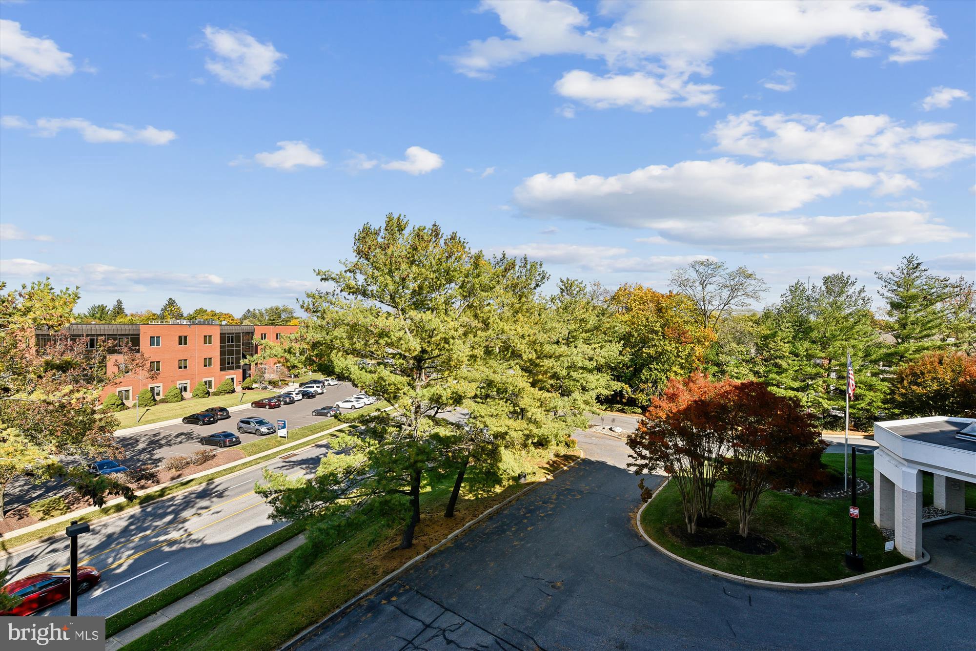 PAVILION IN THE PARK - Residential