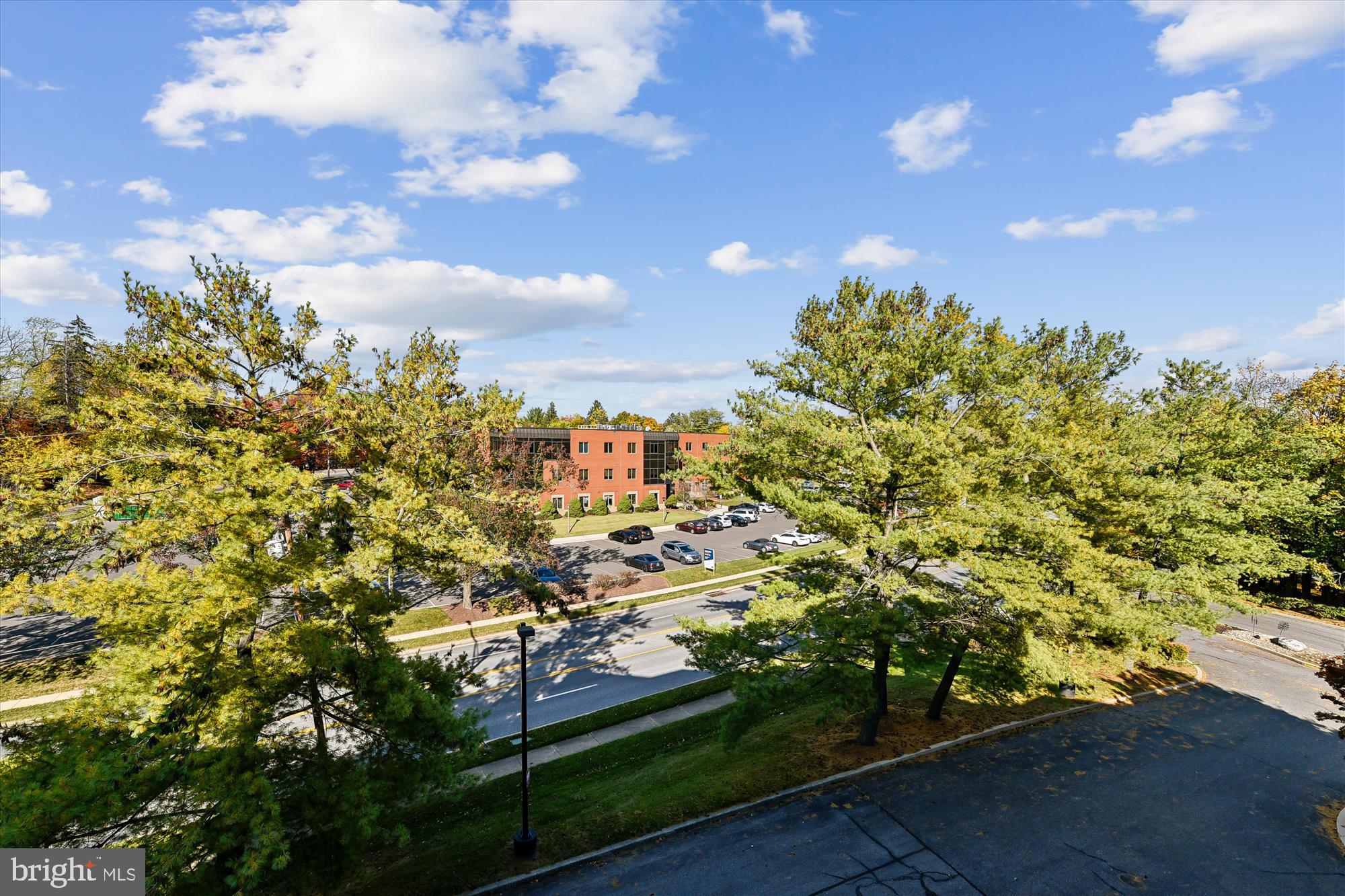 PAVILION IN THE PARK - Residential