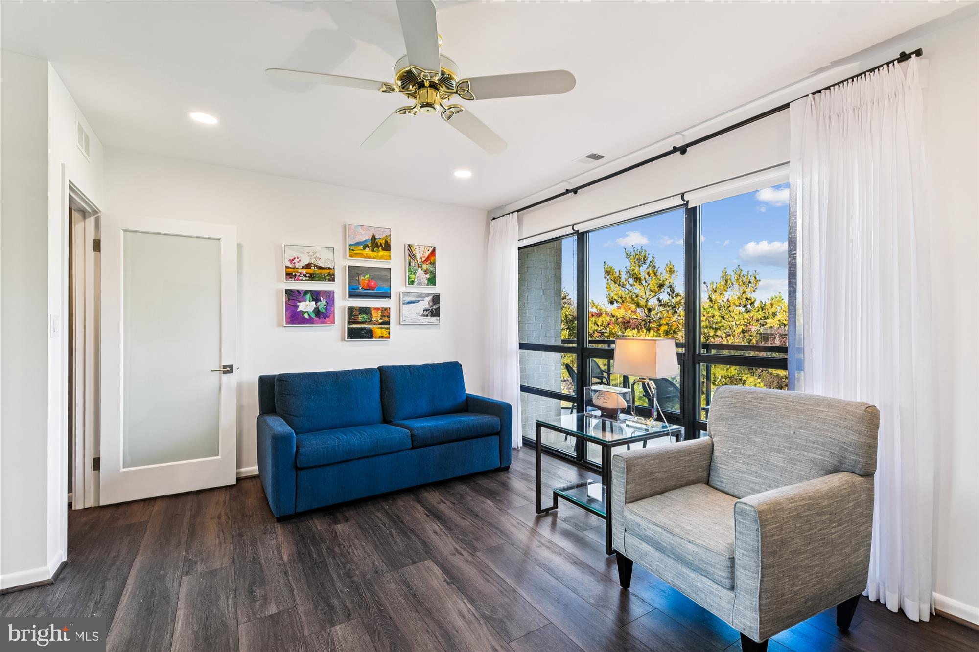 PAVILION IN THE PARK - Residential