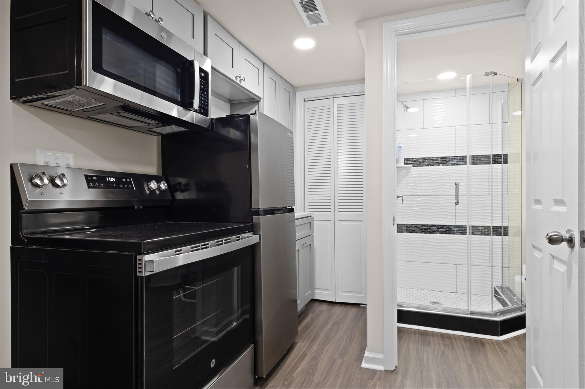 WOODLAWN - Residential