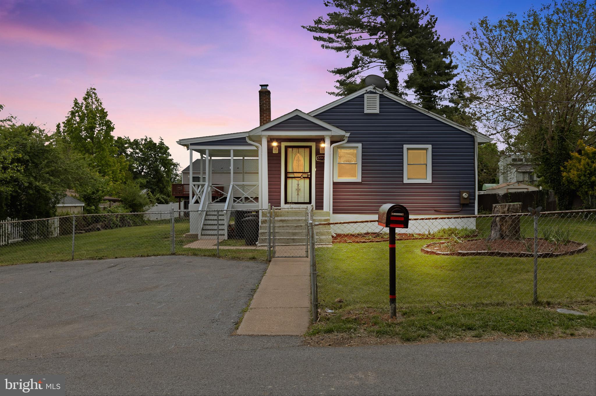 WOODLAWN - Residential