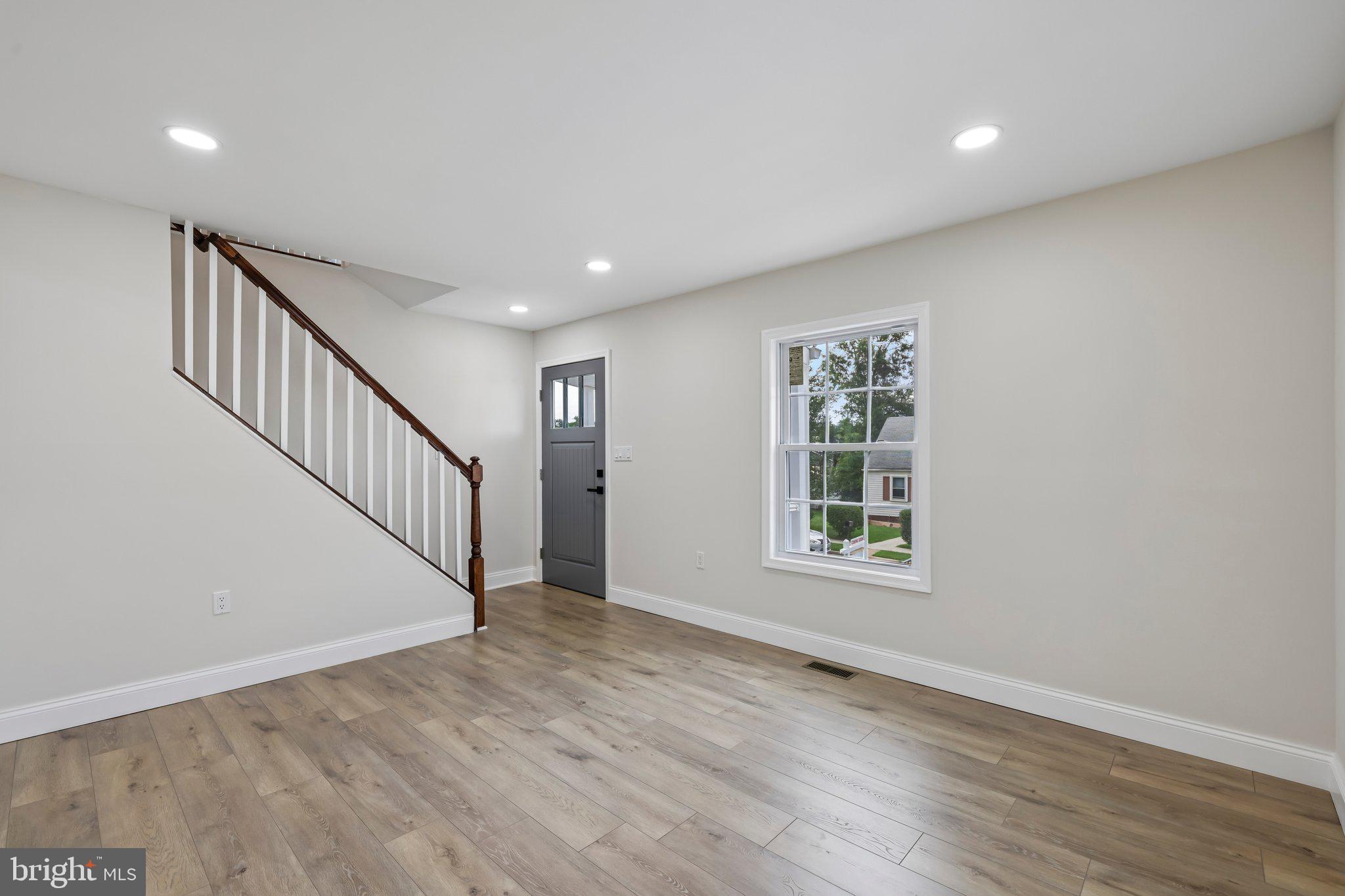 3215 ROSALIE ROAD