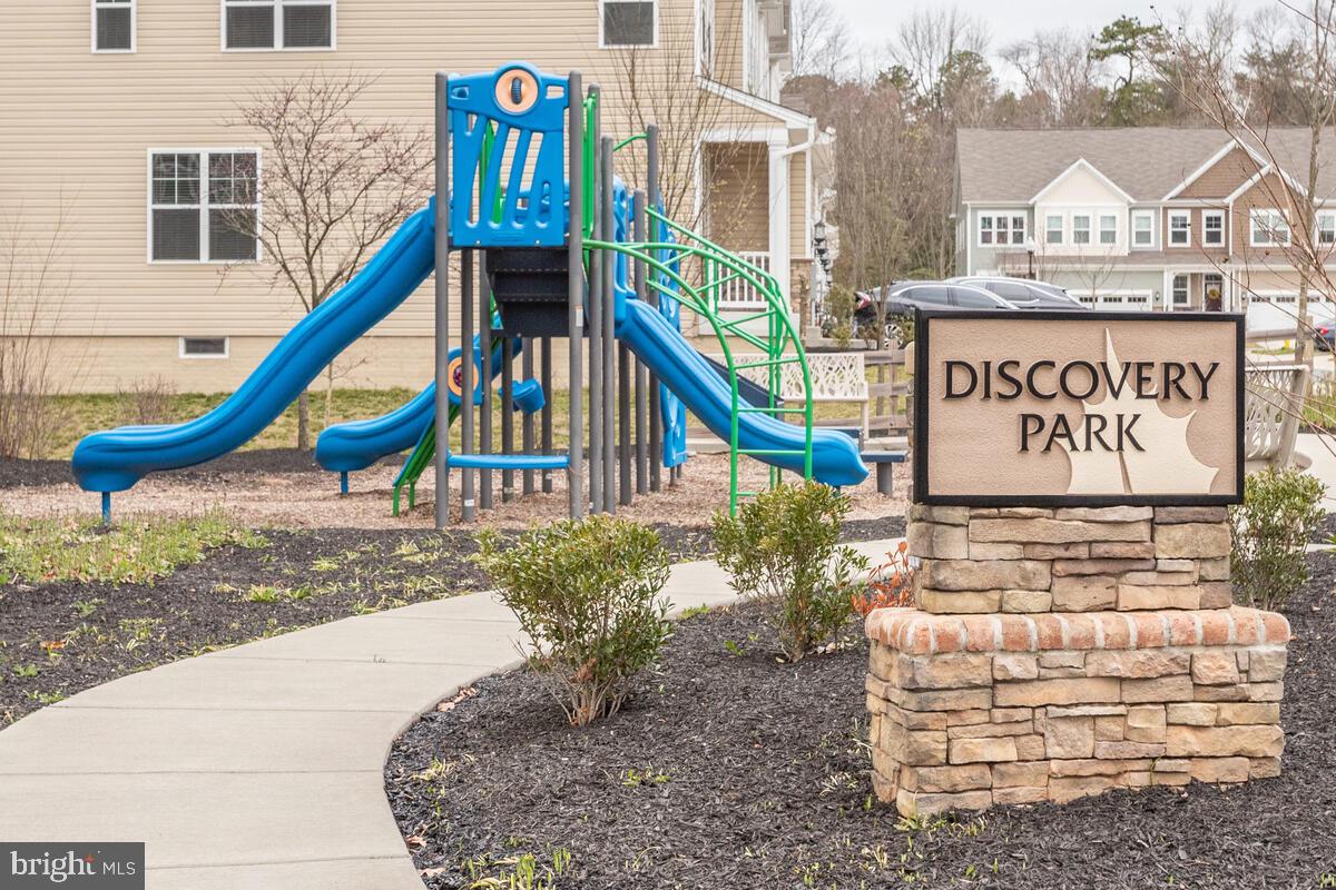 HOLLY RIDGE - Residential