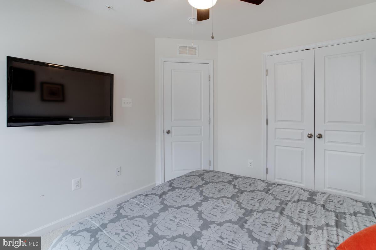 HOLLY RIDGE - Residential