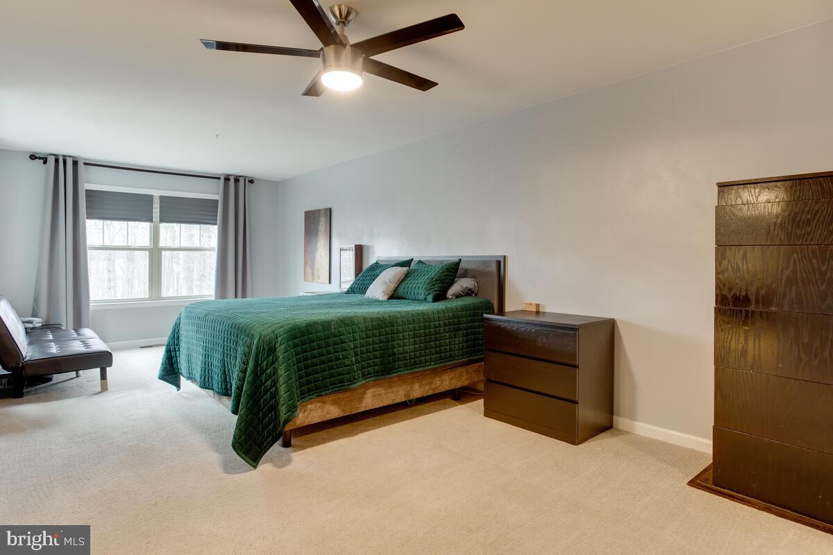 HOLLY RIDGE - Residential