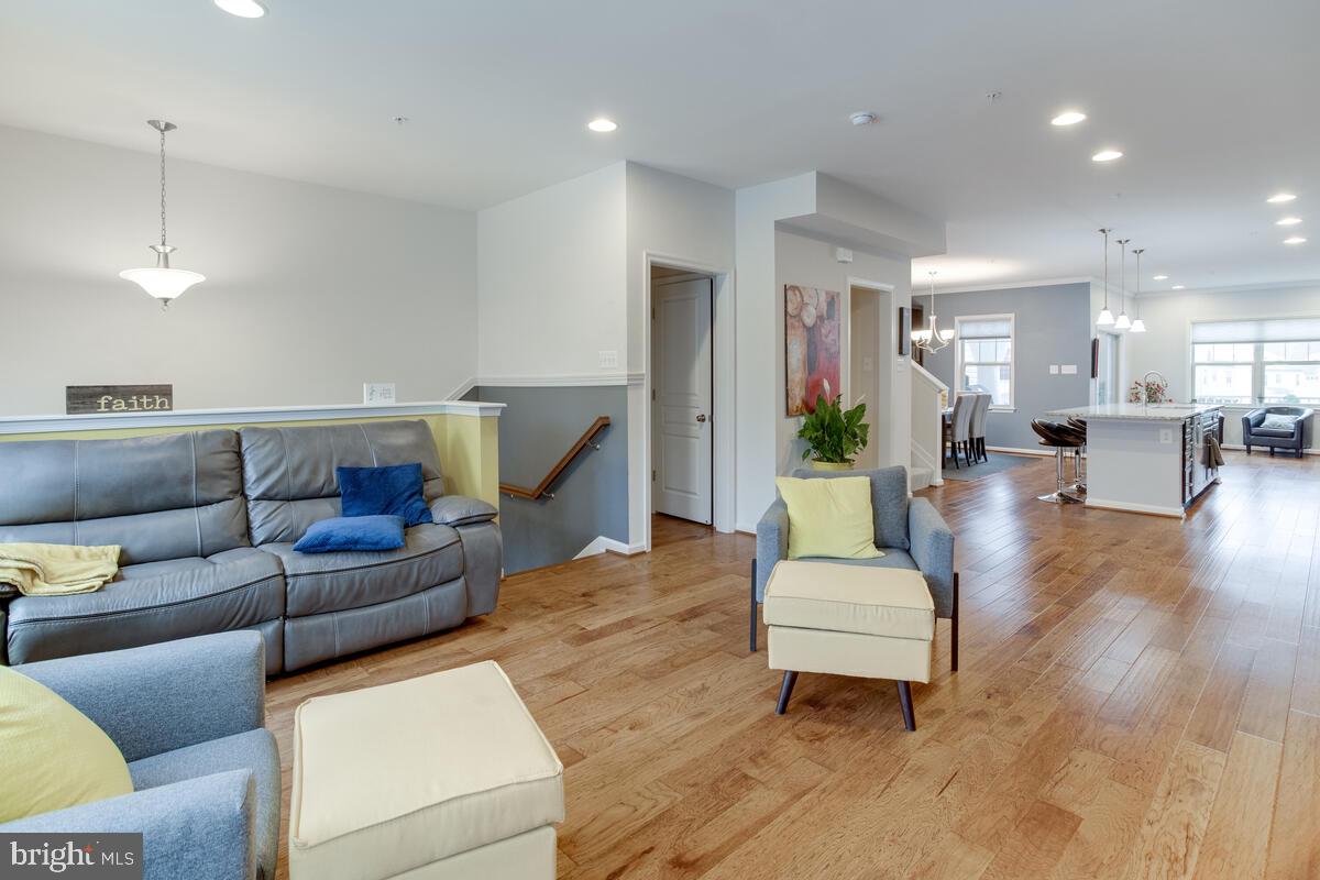 HOLLY RIDGE - Residential