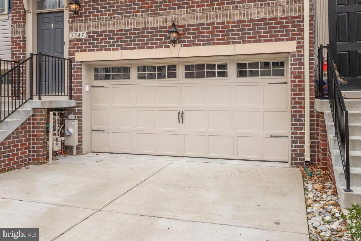 HOLLY RIDGE - Residential