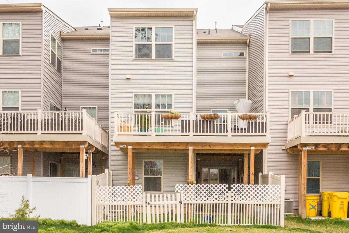 HOLLY RIDGE - Residential