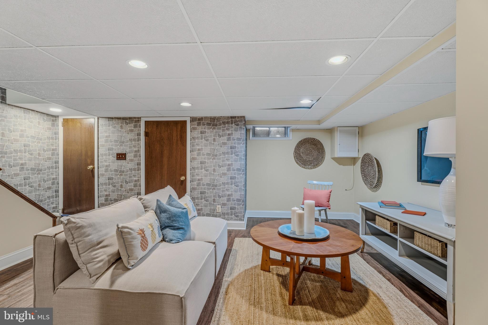 AIGBURTH - Residential