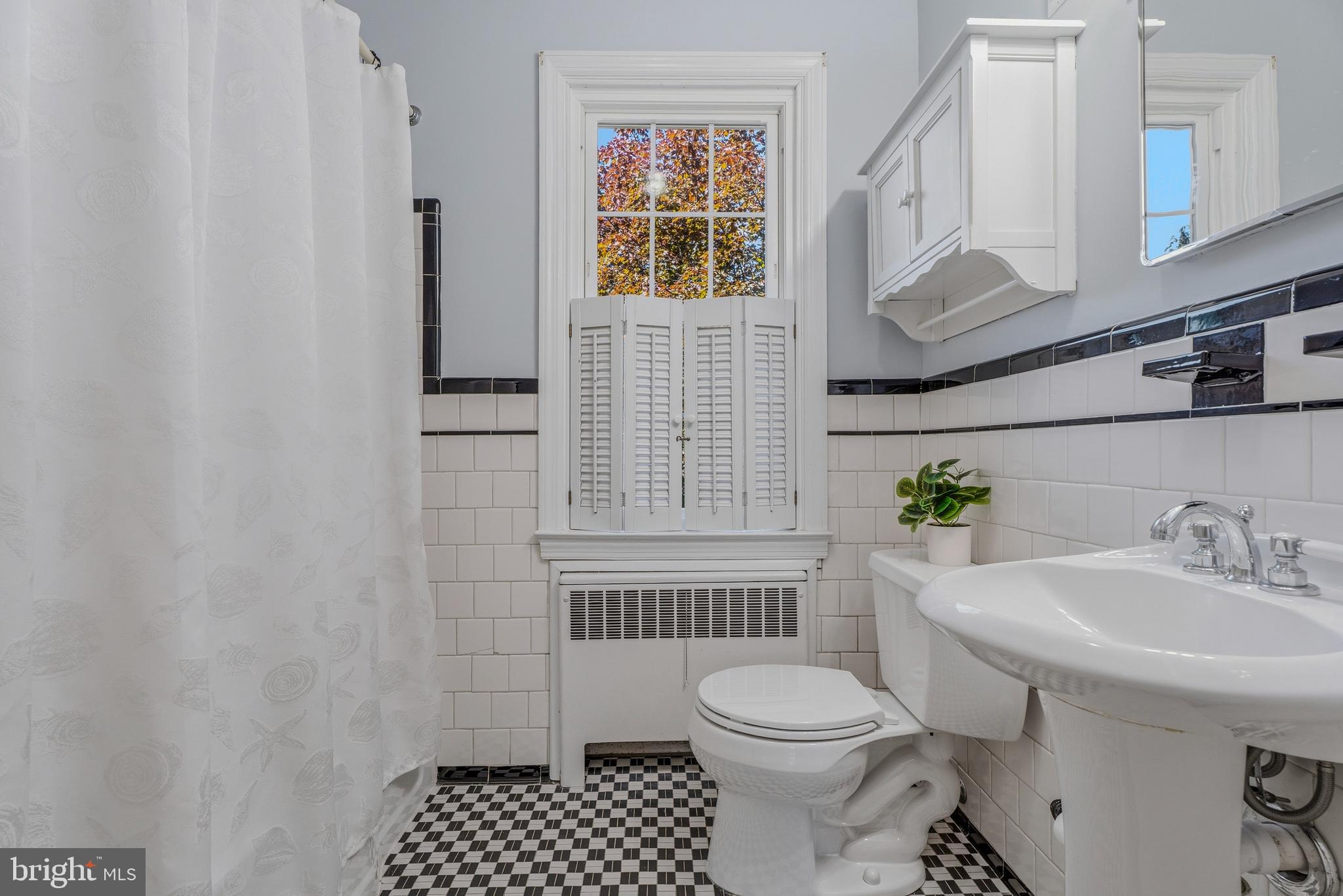 AIGBURTH - Residential