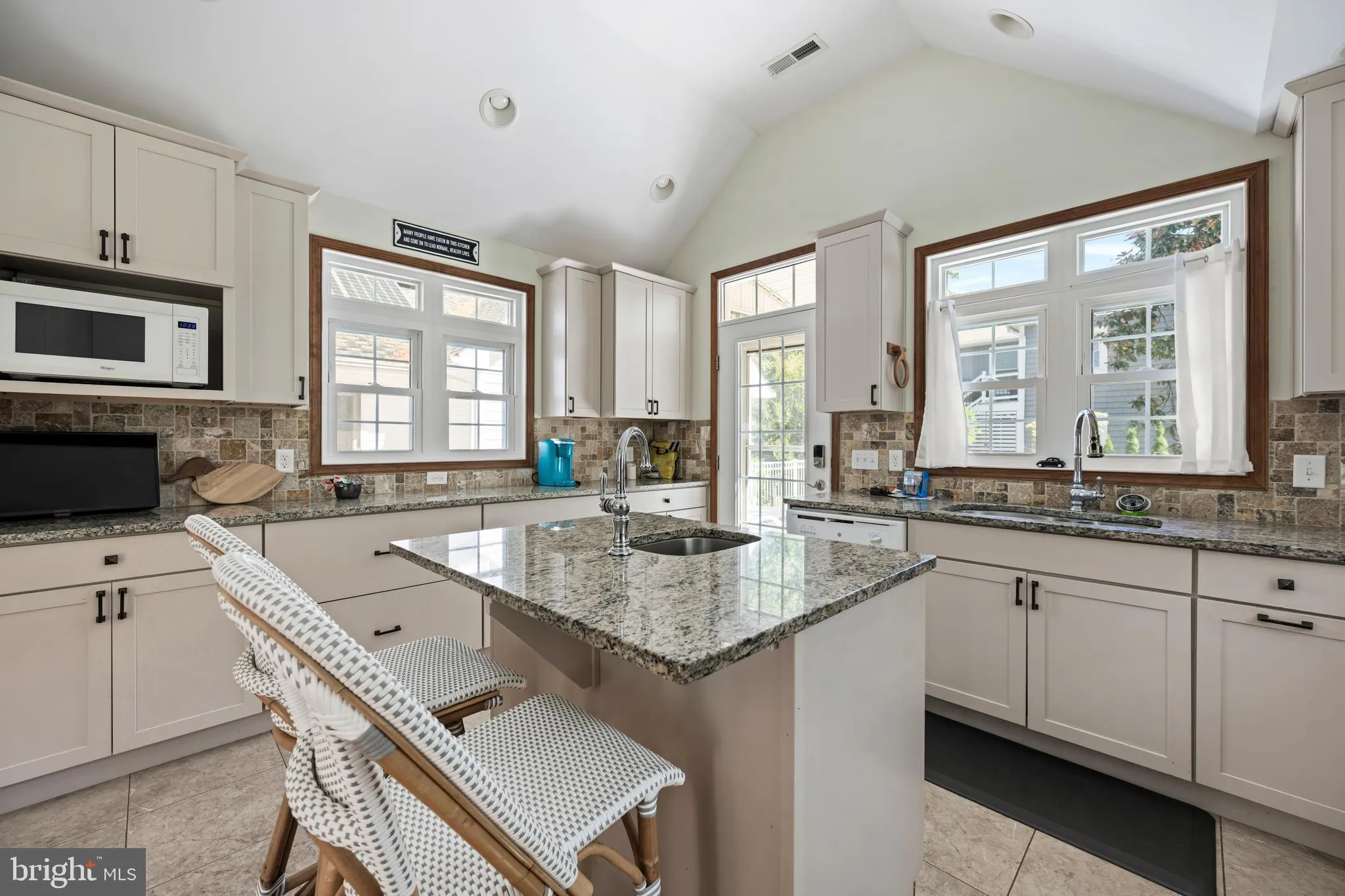 Bethany Beach, Delaware 19930, United States, 4 Bedrooms Bedrooms, ,2 BathroomsBathrooms,Residential,Pending,210431