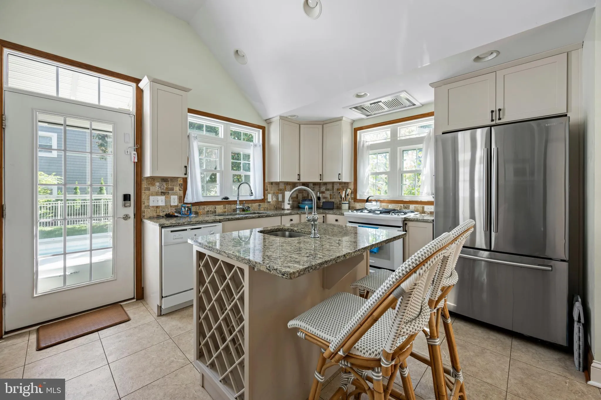 Bethany Beach, Delaware 19930, United States, 4 Bedrooms Bedrooms, ,2 BathroomsBathrooms,Residential,Pending,210431