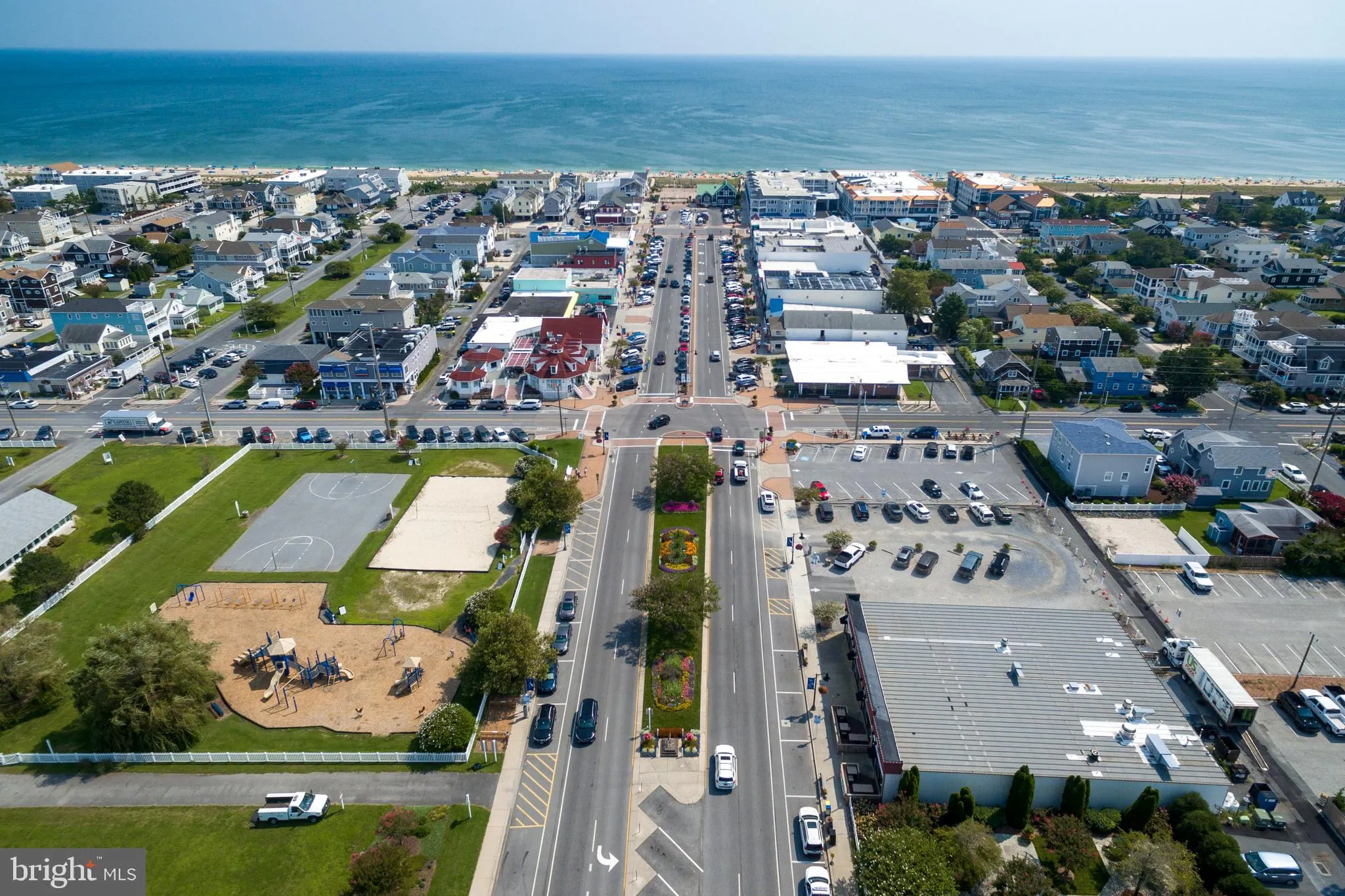 Bethany Beach, Delaware 19930, United States, 4 Bedrooms Bedrooms, ,2 BathroomsBathrooms,Residential,Pending,210431