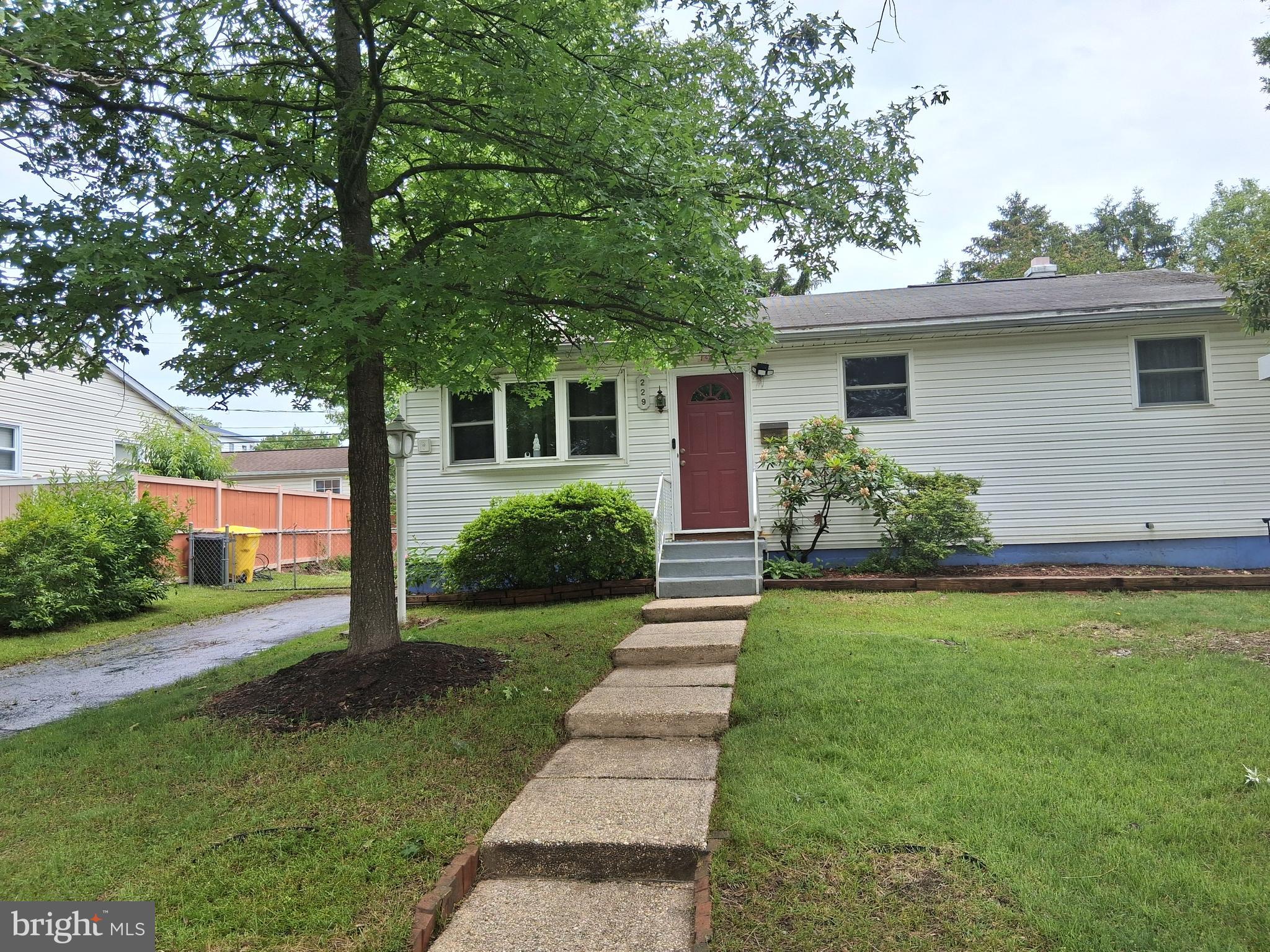 229 OLD LINE AVENUE