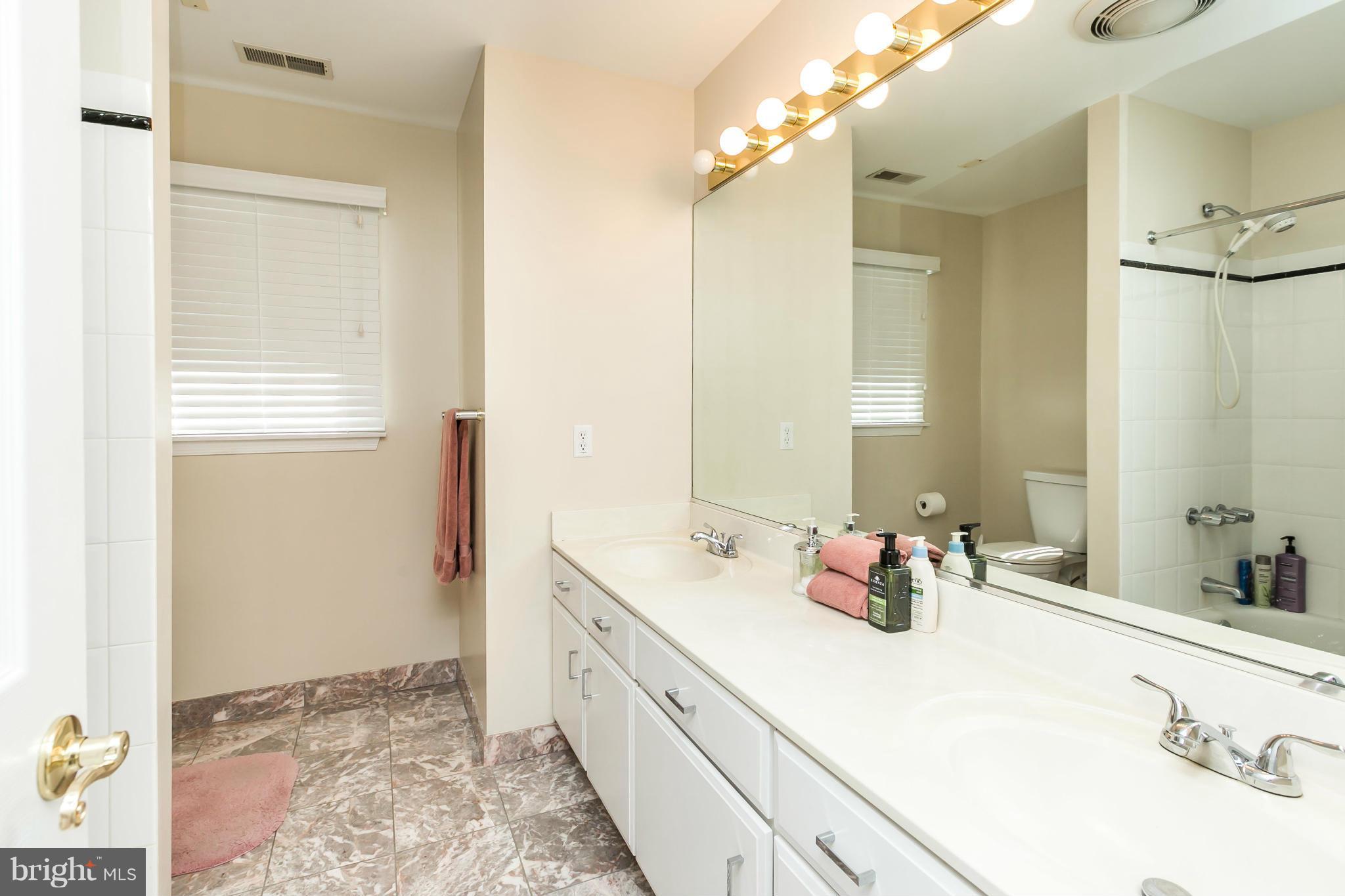 MORRISVILLE - Residential