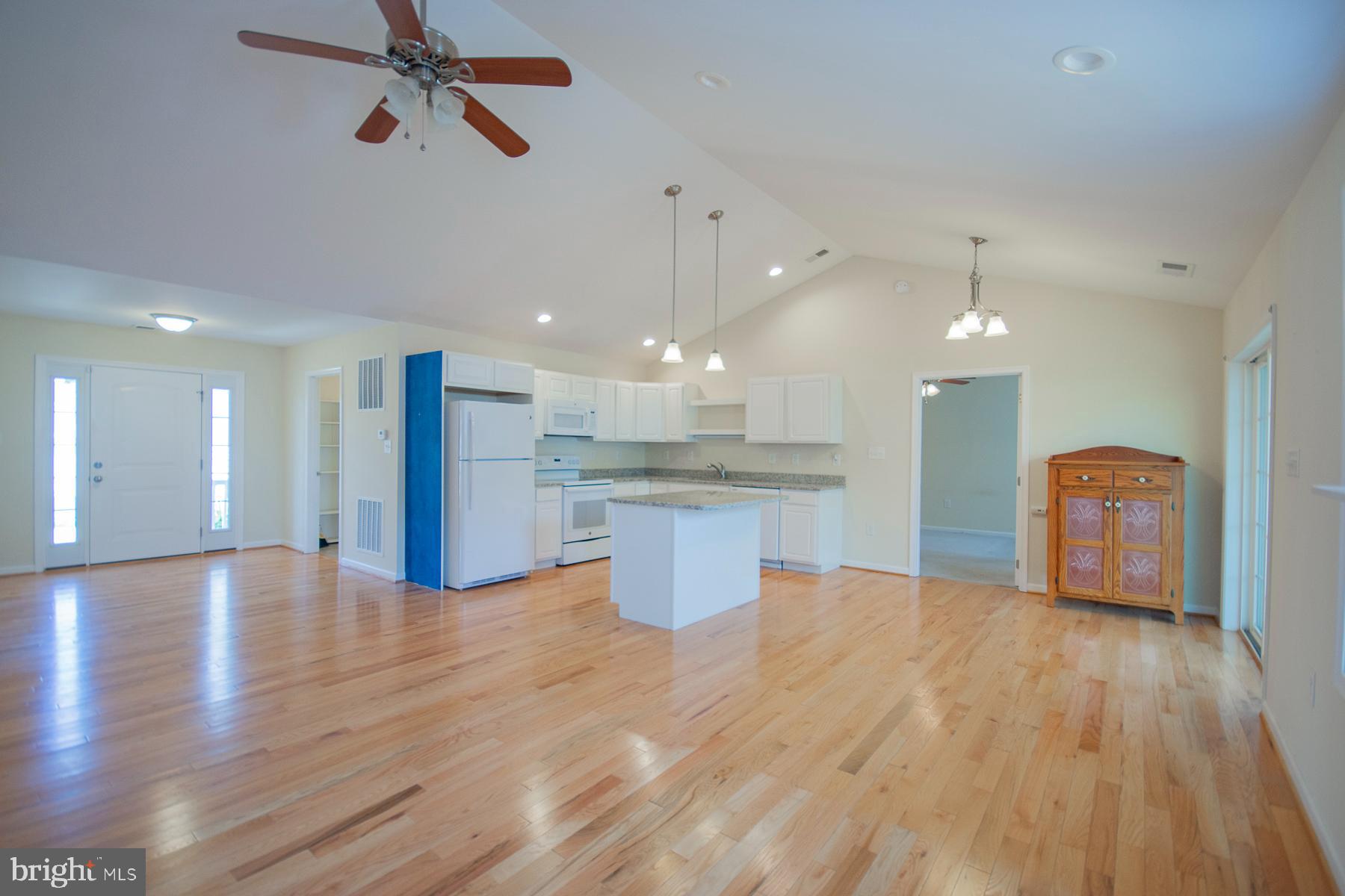 HERITAGE HILLS - Residential