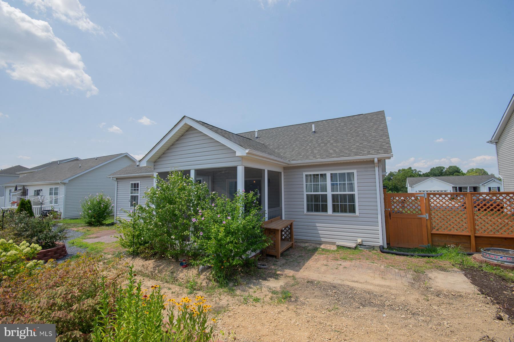 HERITAGE HILLS - Residential