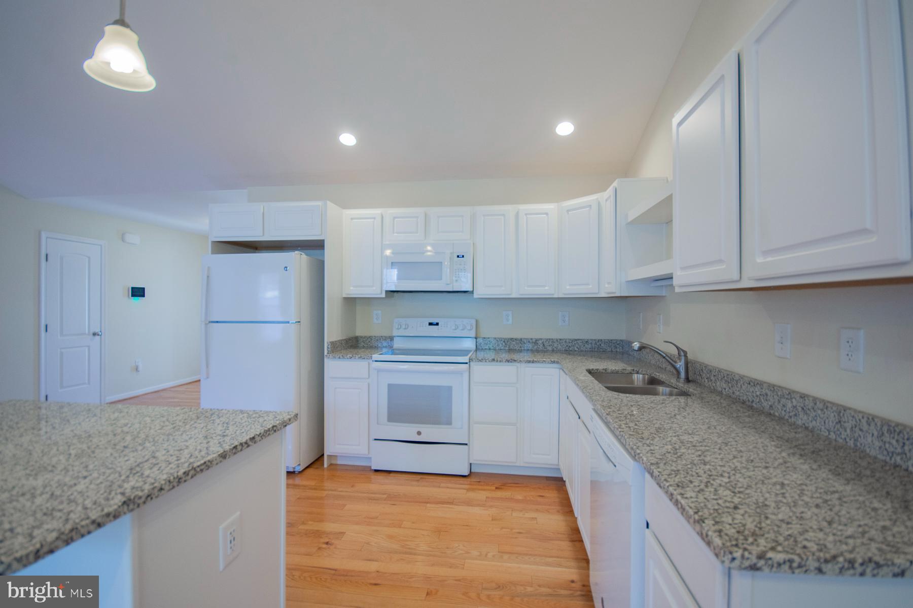 HERITAGE HILLS - Residential