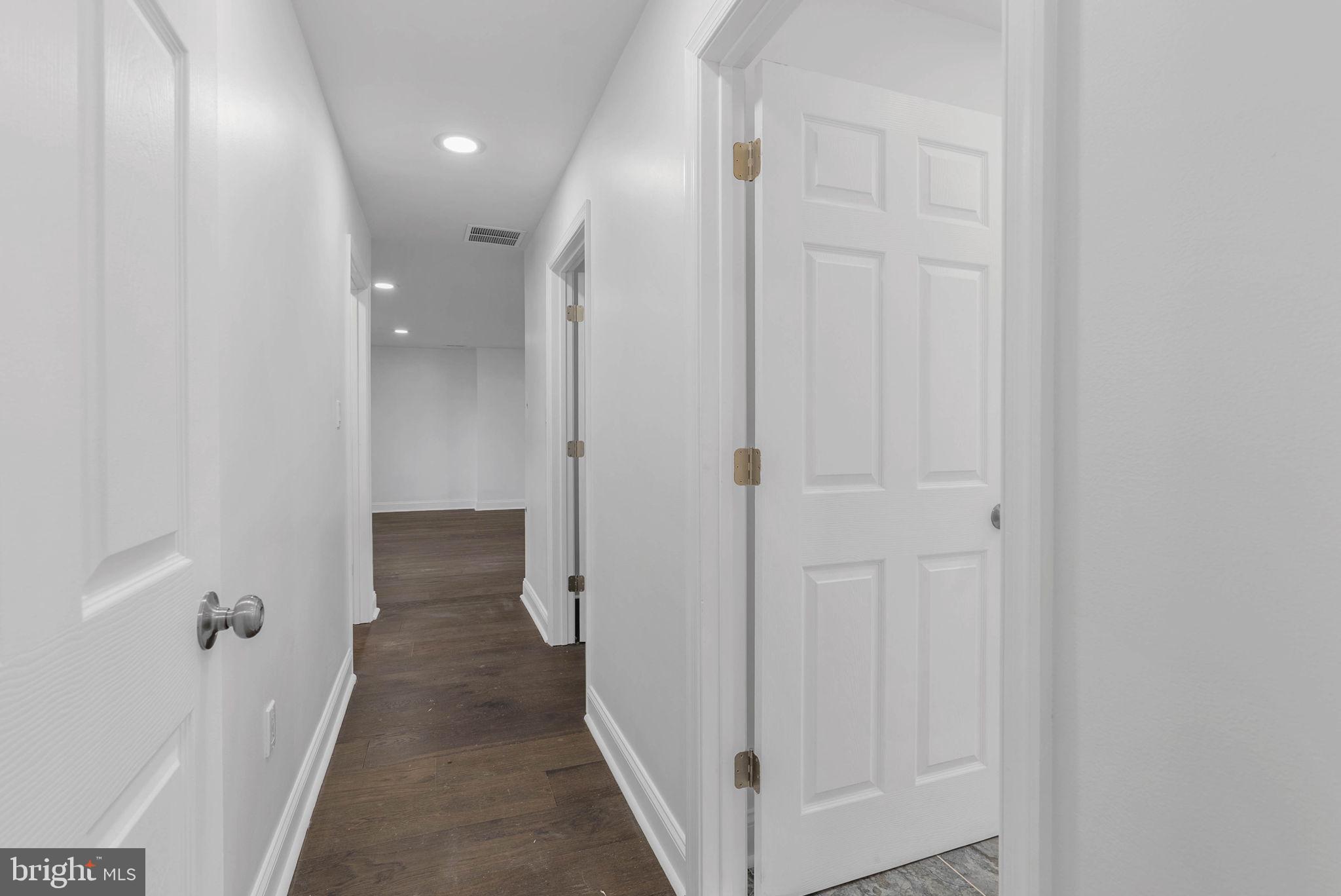 COLLEGE PARK - Residential