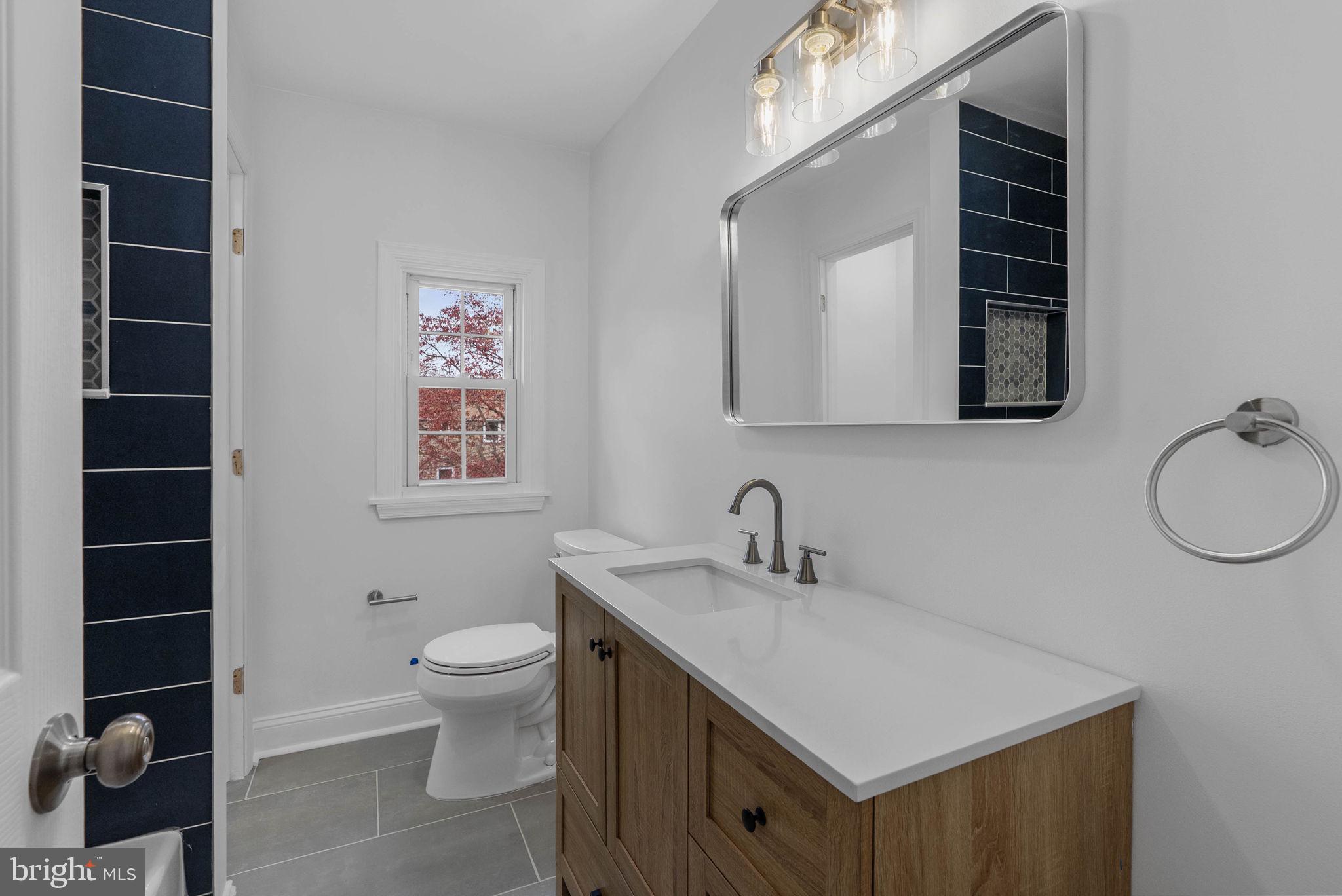 COLLEGE PARK - Residential