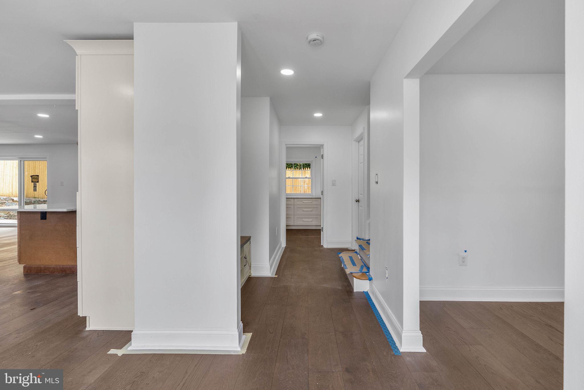 COLLEGE PARK - Residential