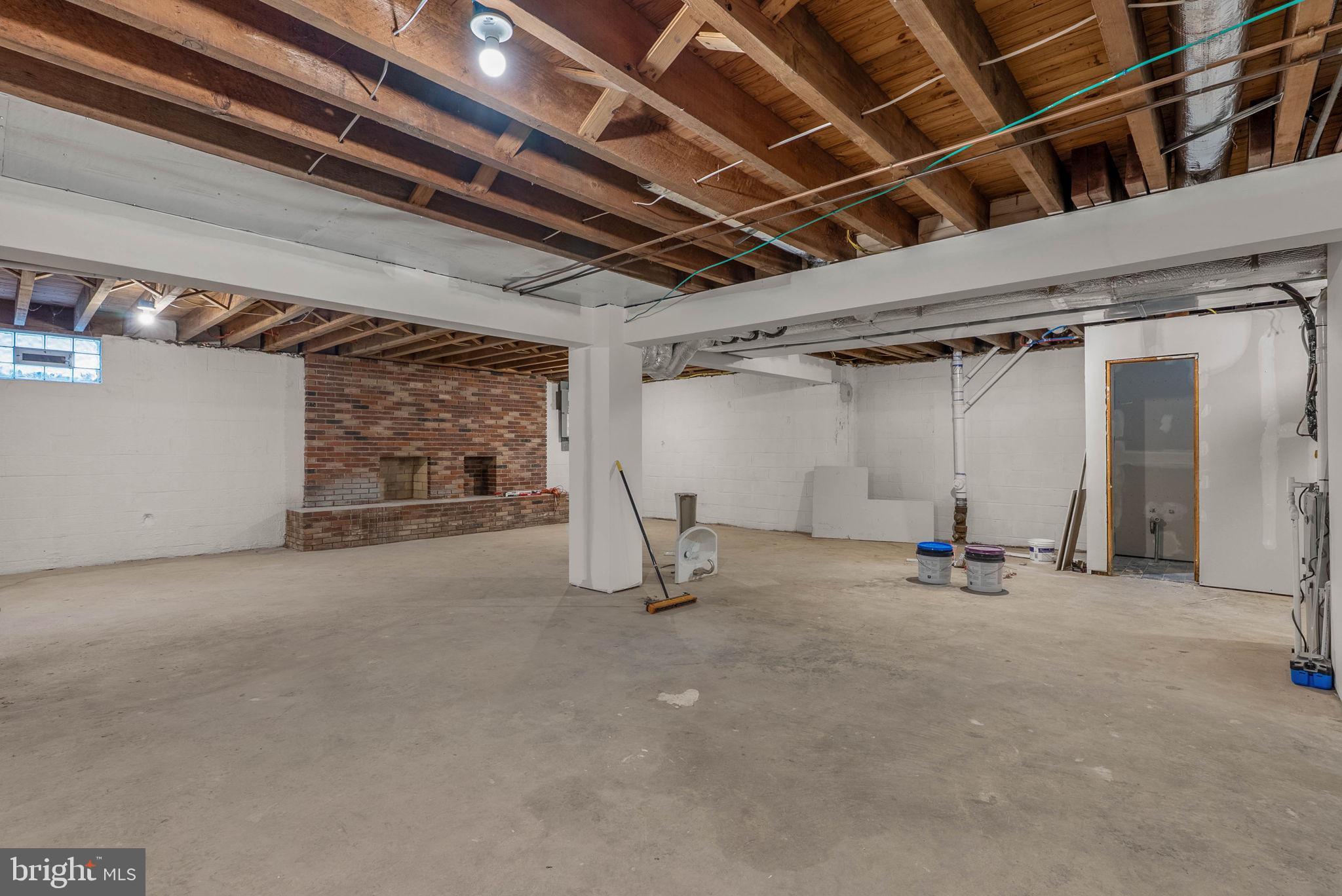 COLLEGE PARK - Residential