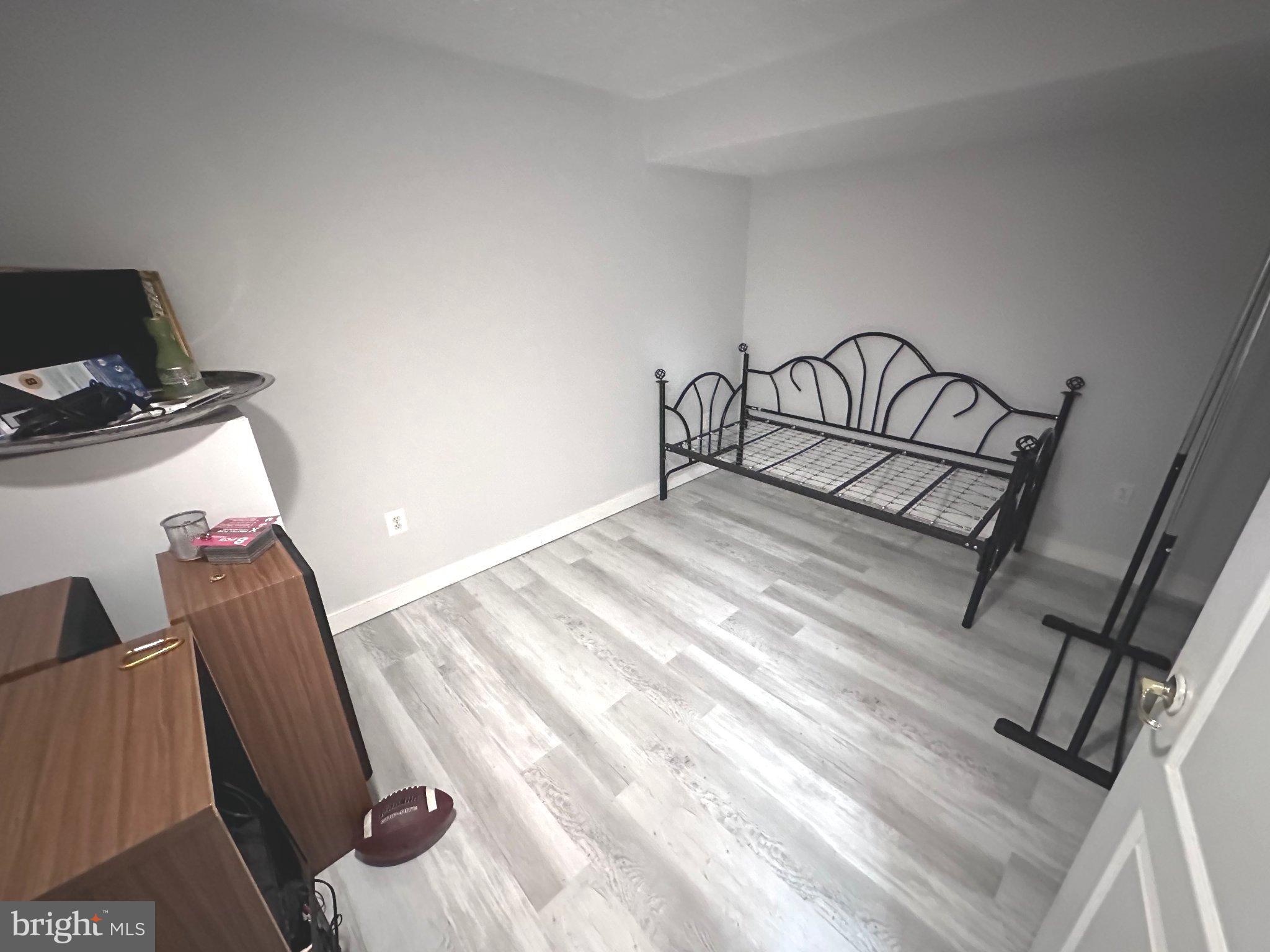 DALE CITY - Residential Lease