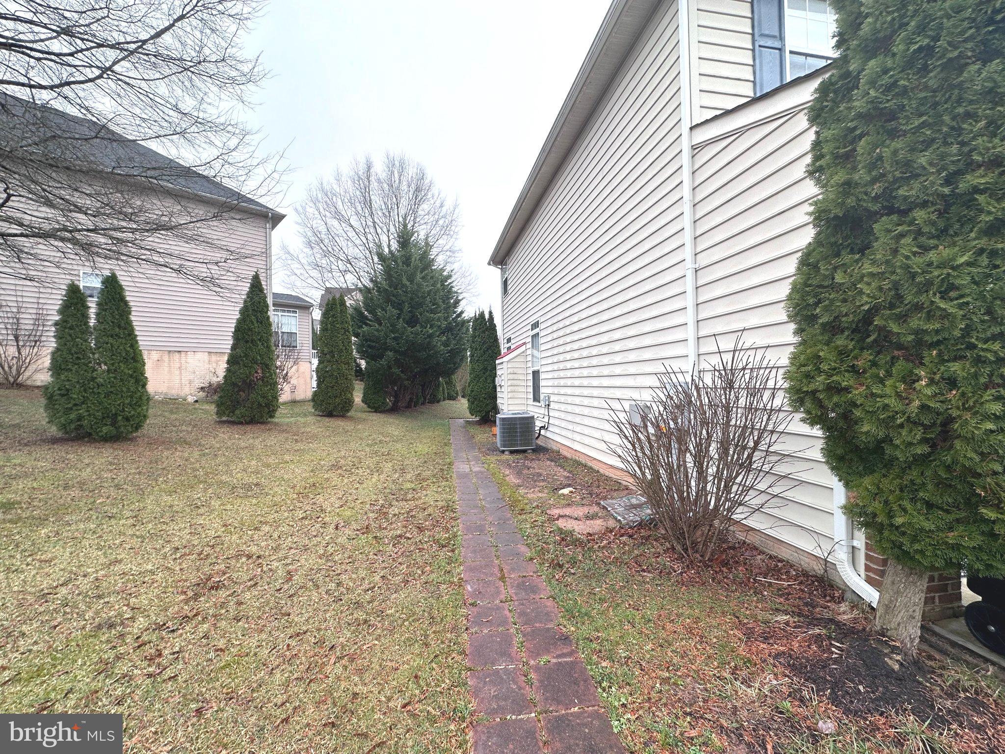 DALE CITY - Residential Lease