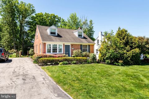 Photo of 224 Wayne Avenue, SPRINGFIELD, PA 19064 (MLS # PADE2114528)