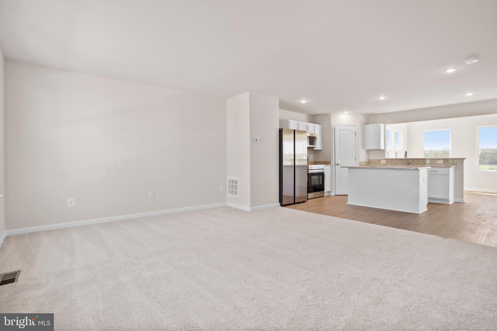 SOUTH BROOK - Residential