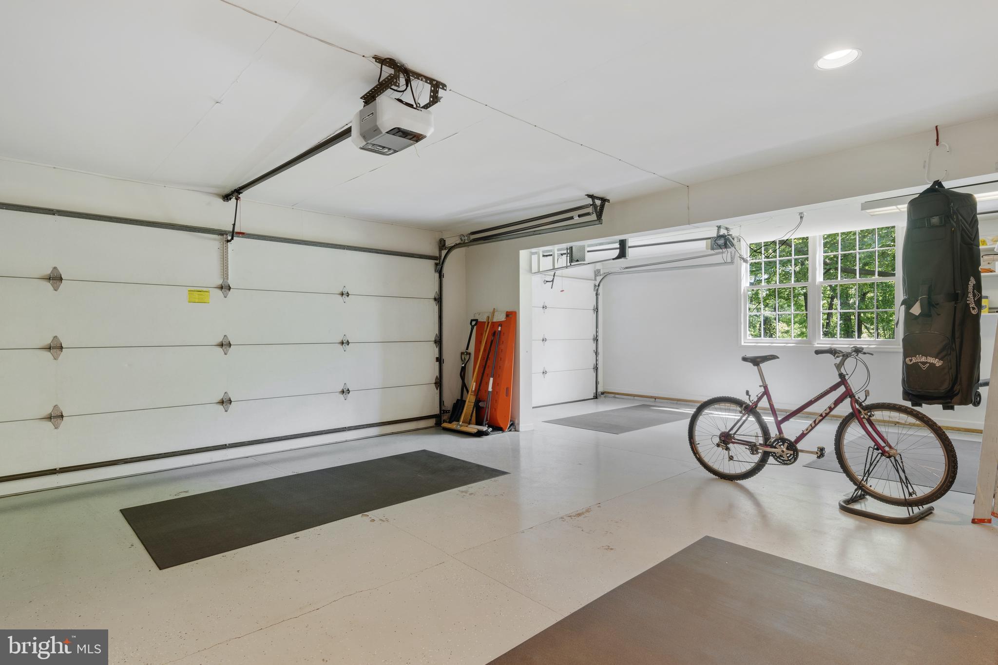 LEOPARD LAKES - Residential