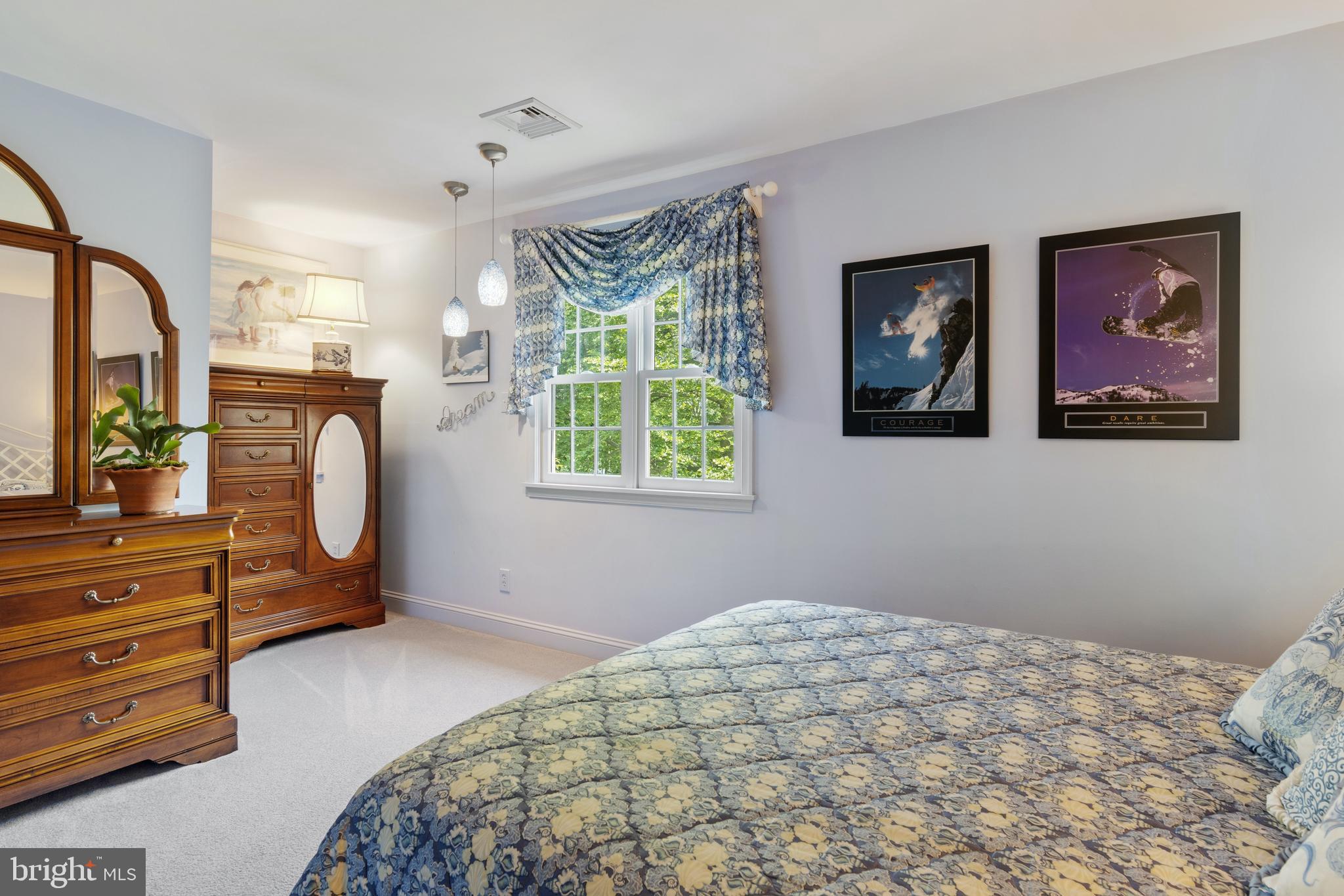 LEOPARD LAKES - Residential