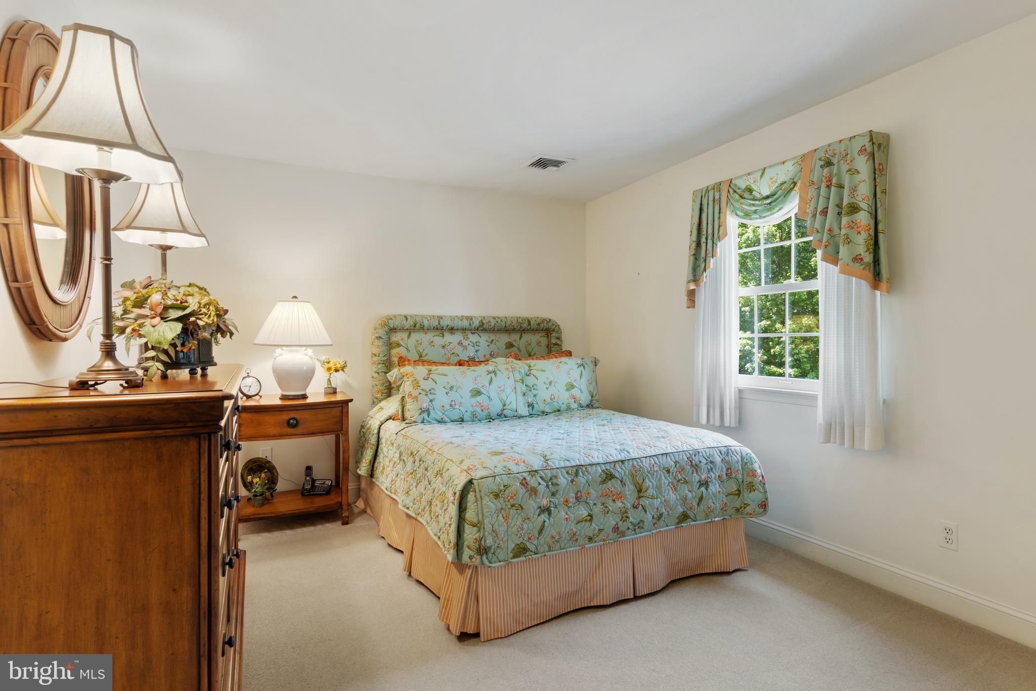 LEOPARD LAKES - Residential