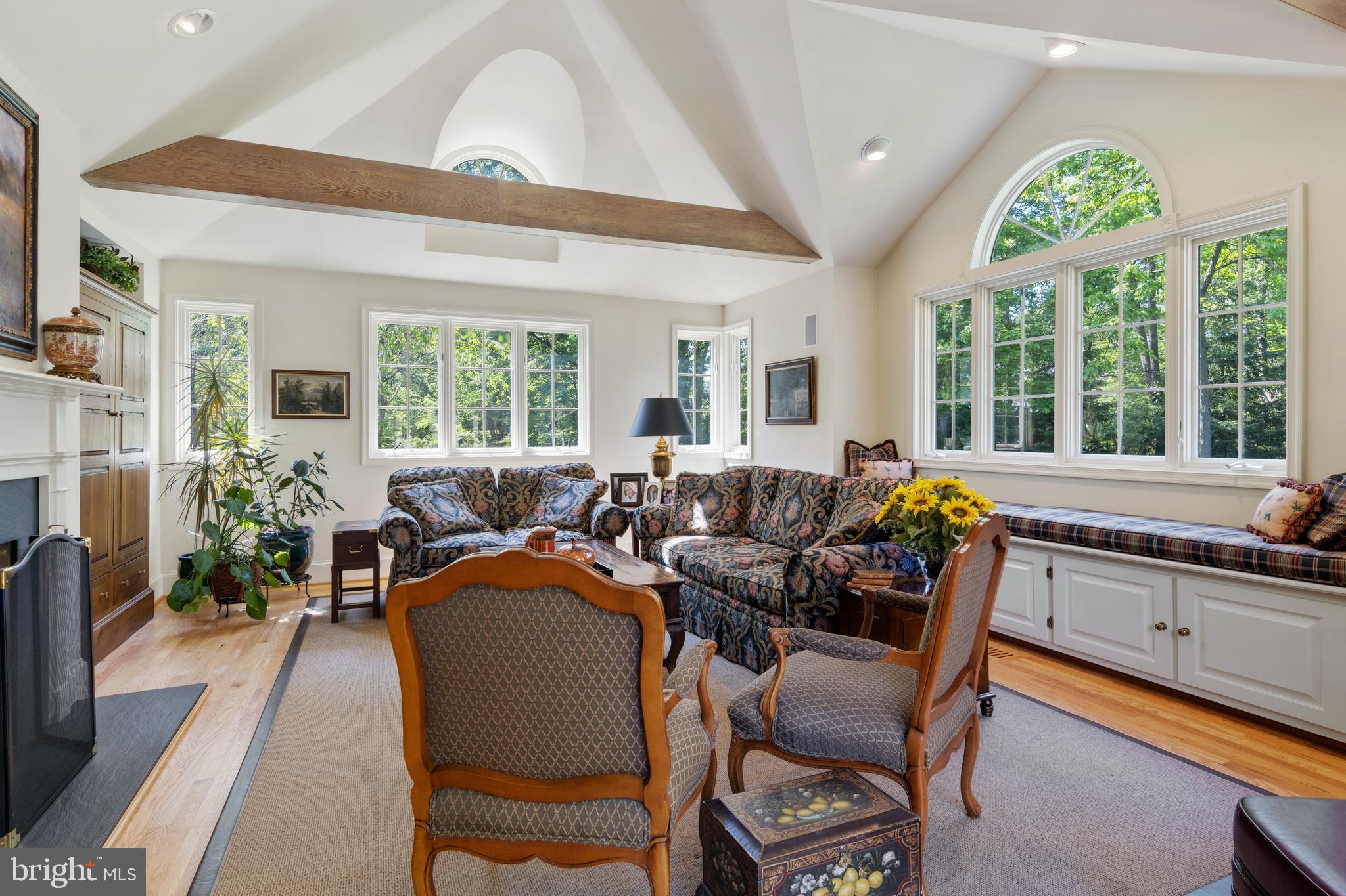 LEOPARD LAKES - Residential