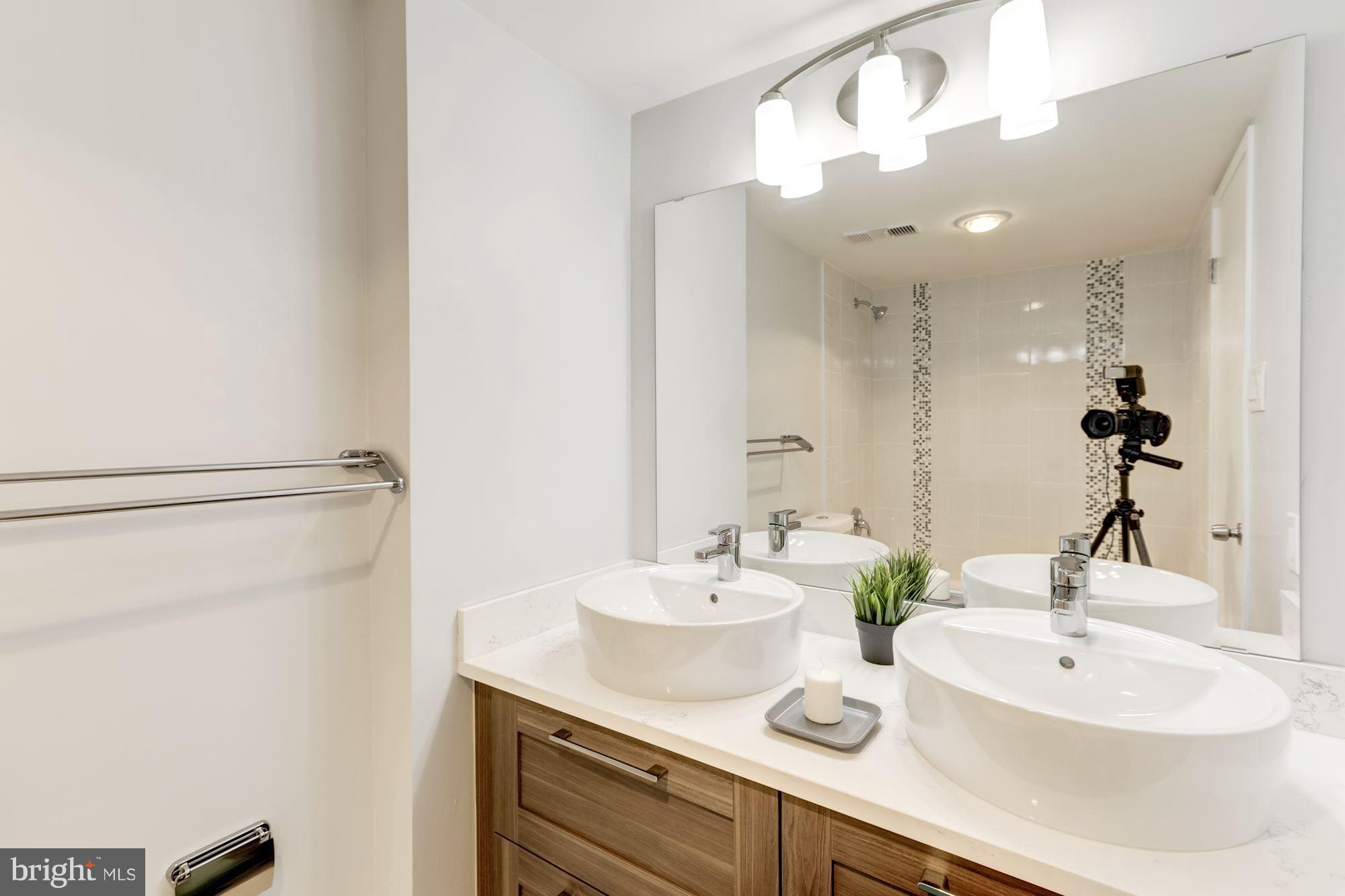 WATERGATE AT LANDMARK - Residential