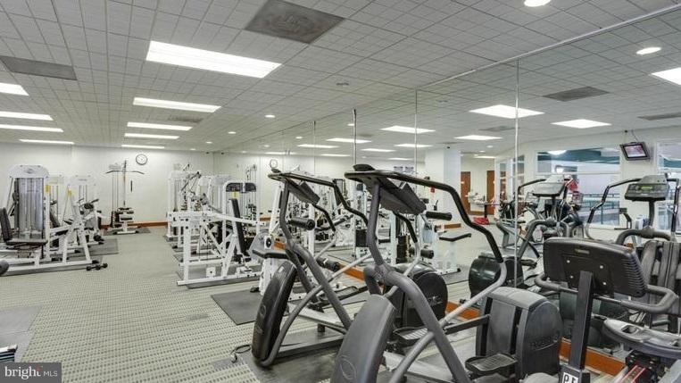 WATERGATE AT LANDMARK - Residential