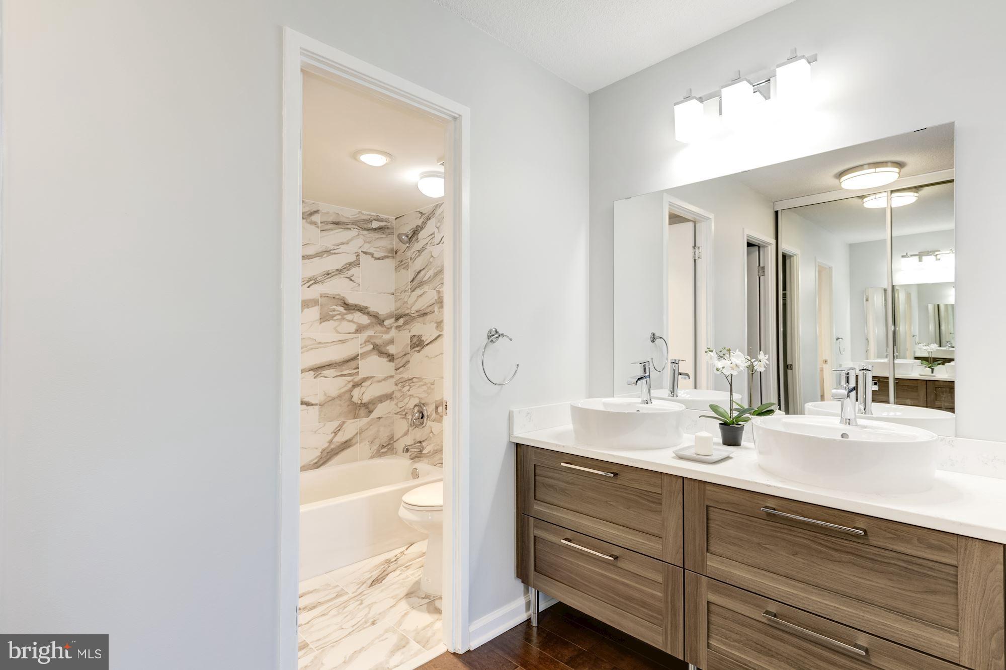 WATERGATE AT LANDMARK - Residential