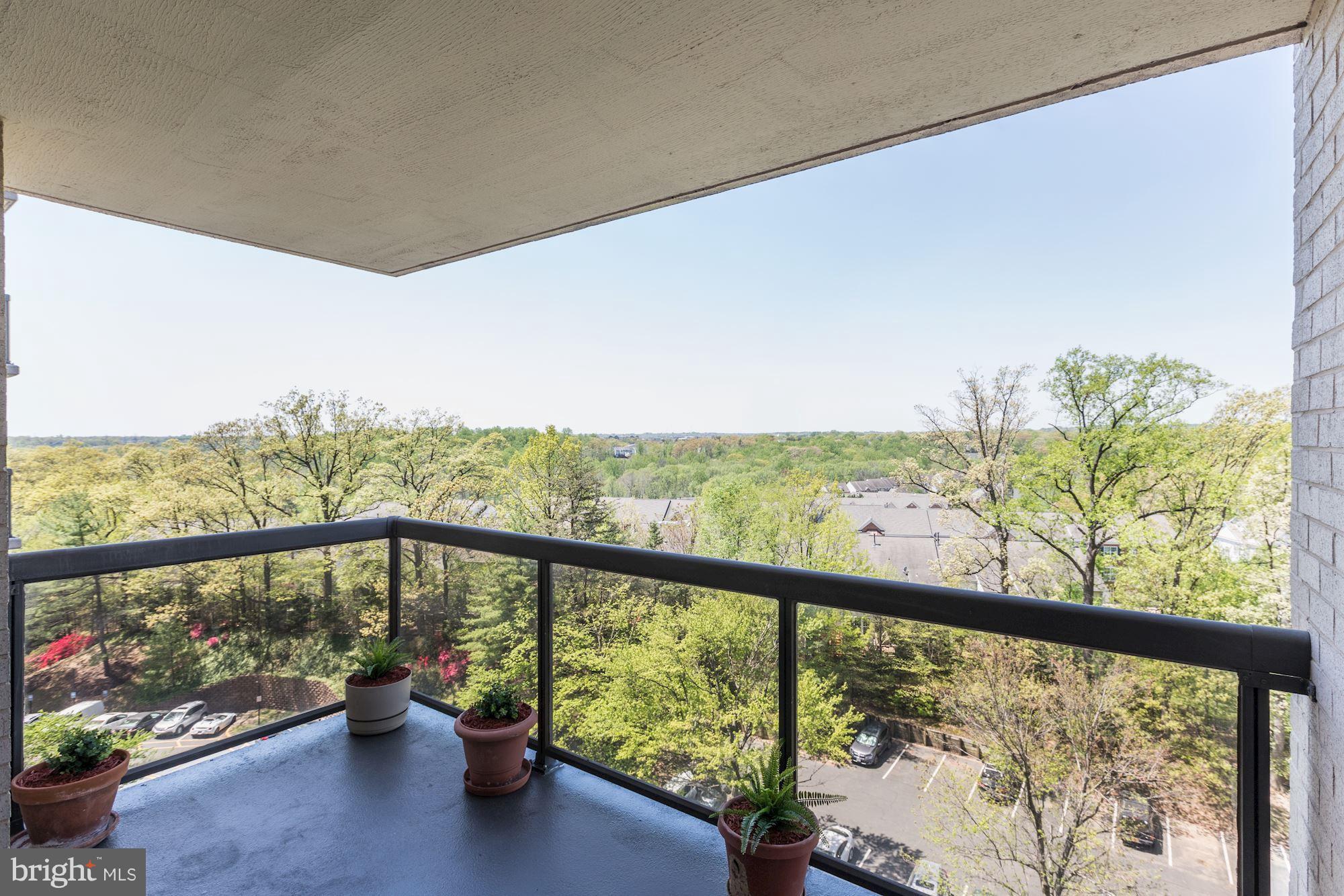 WATERGATE AT LANDMARK - Residential