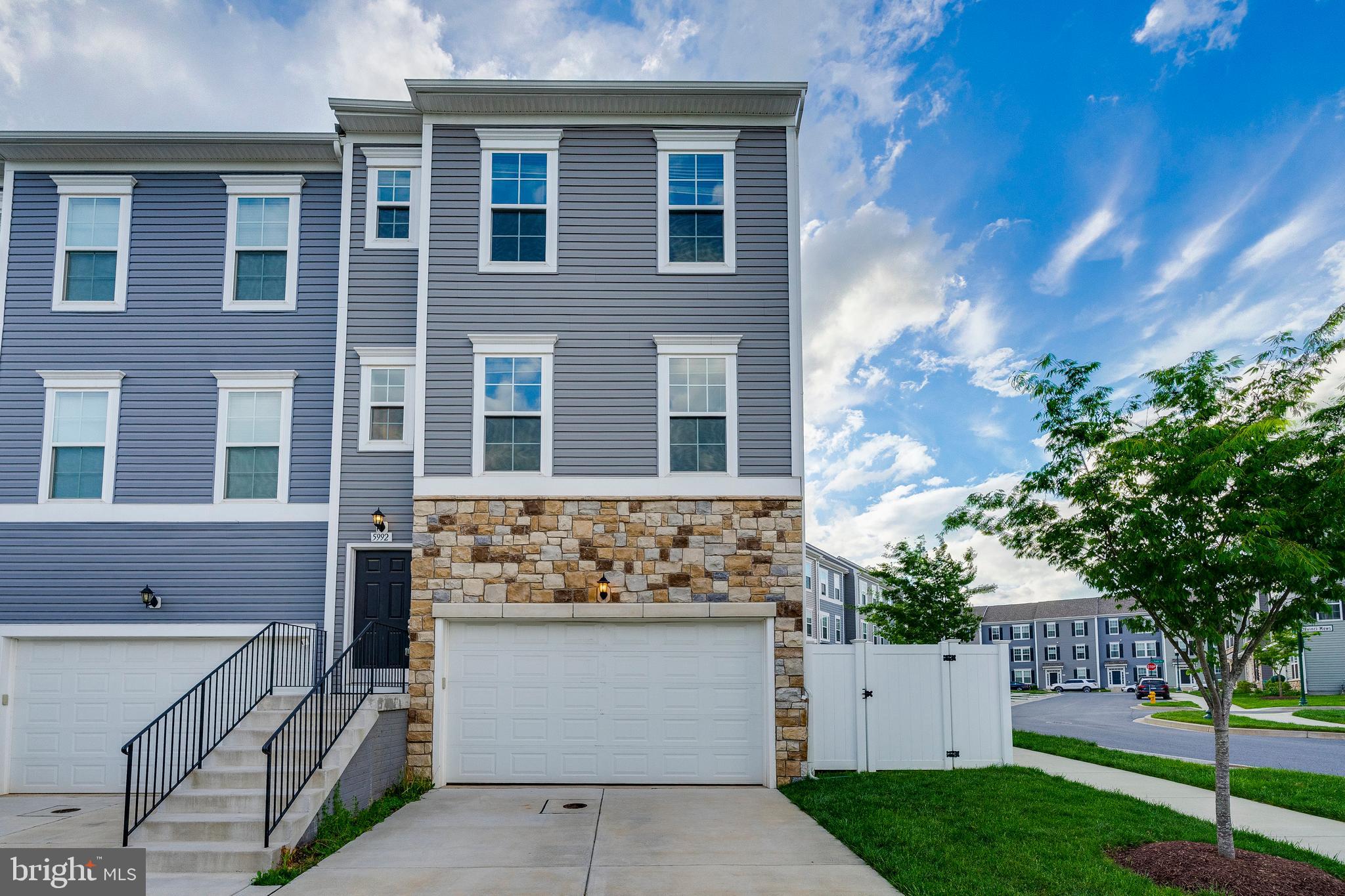 JEFFERSON PLACE - Residential