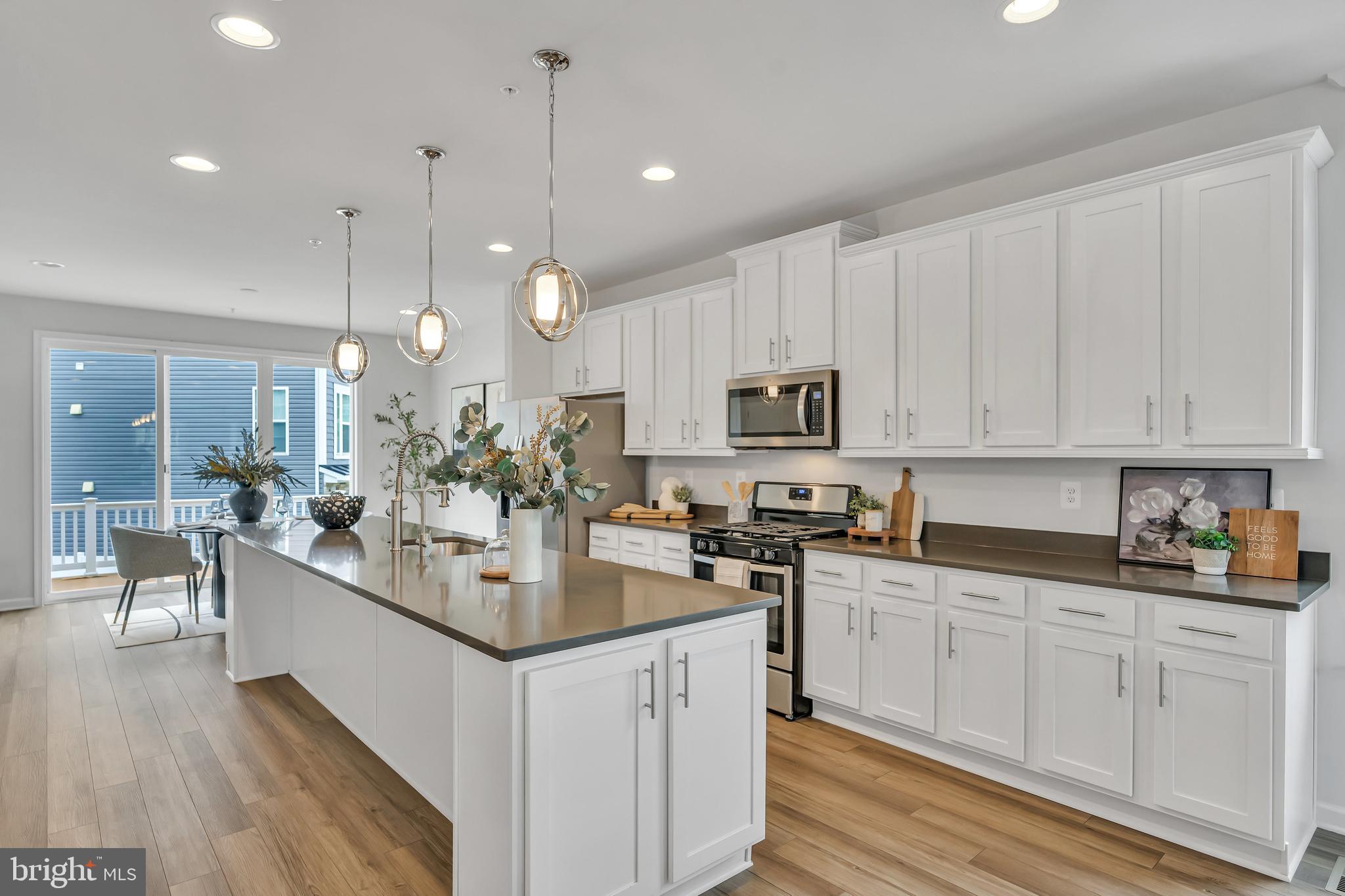 JEFFERSON PLACE - Residential